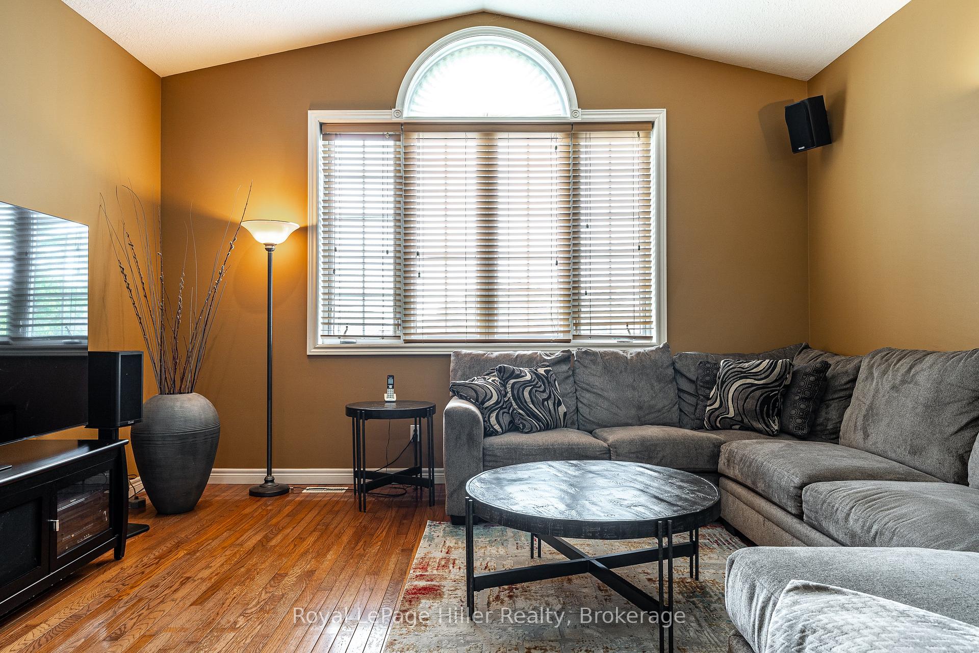 Photo 21 of 416 Brunswick Street, Stratford — HOMEH