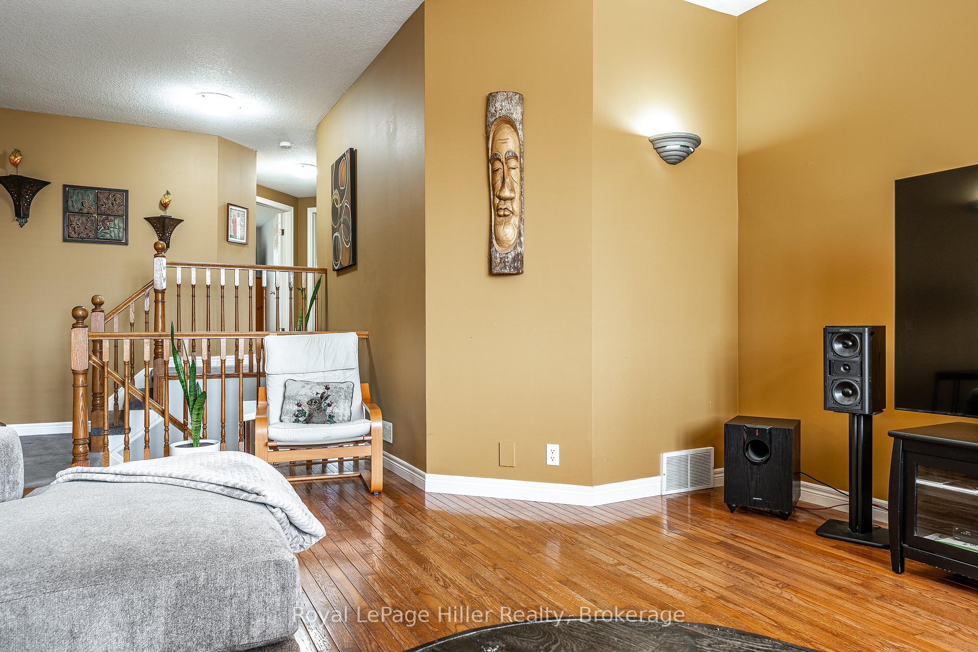 Photo 23 of 416 Brunswick Street, Stratford — HOMEH