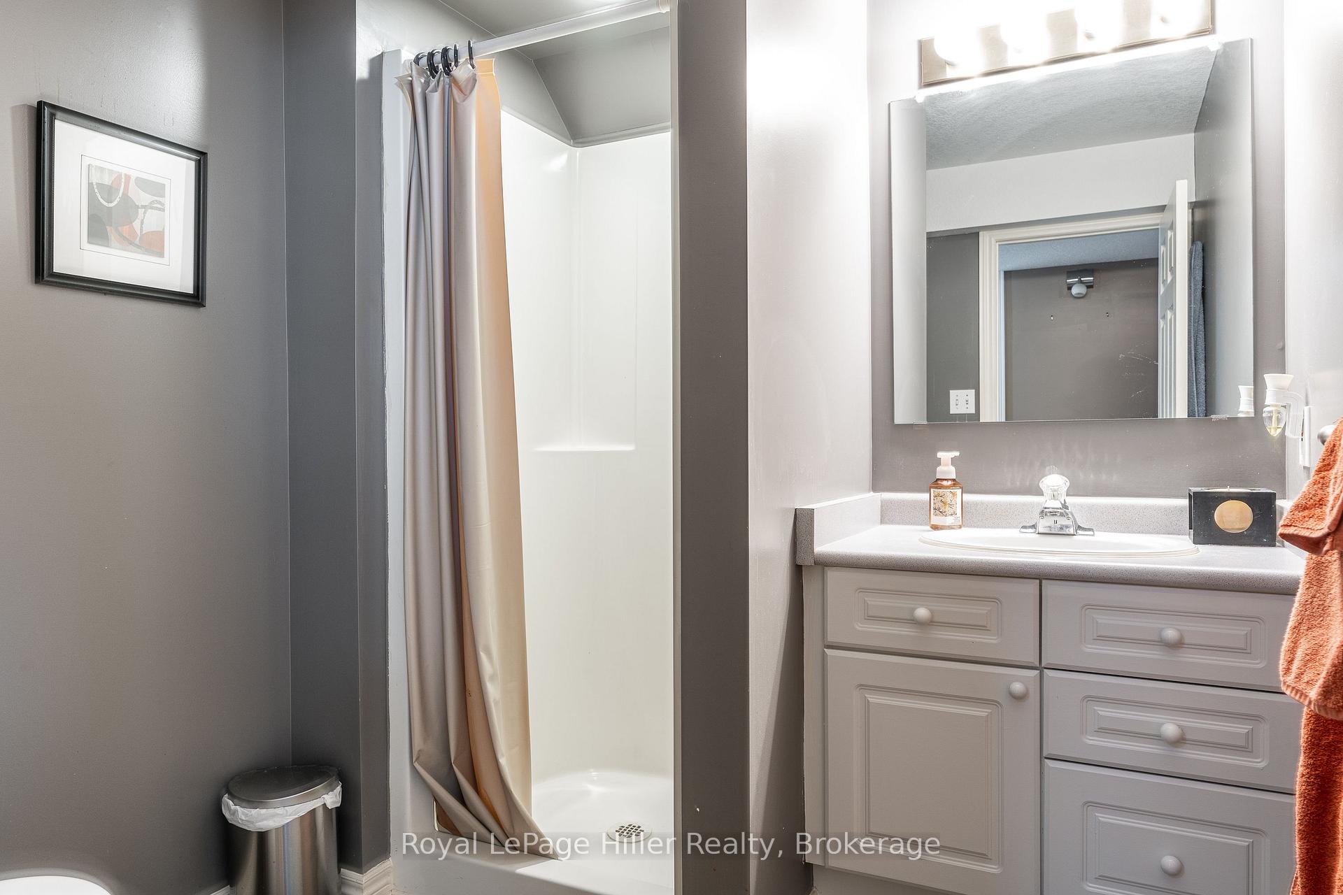 Photo 35 of 416 Brunswick Street, Stratford — HOMEH