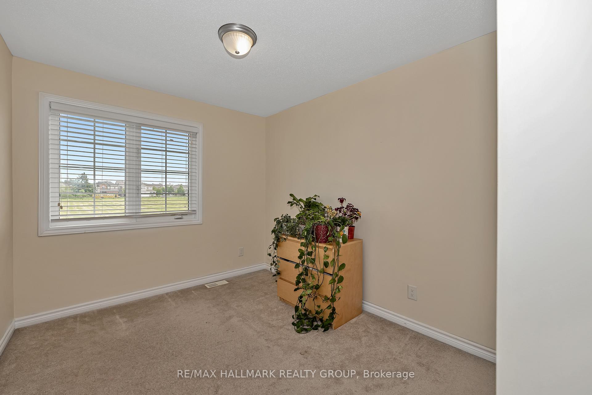 Photo 25 of 334 Astelia Crescent, Ottawa, Stittsville (North) — HOMEH