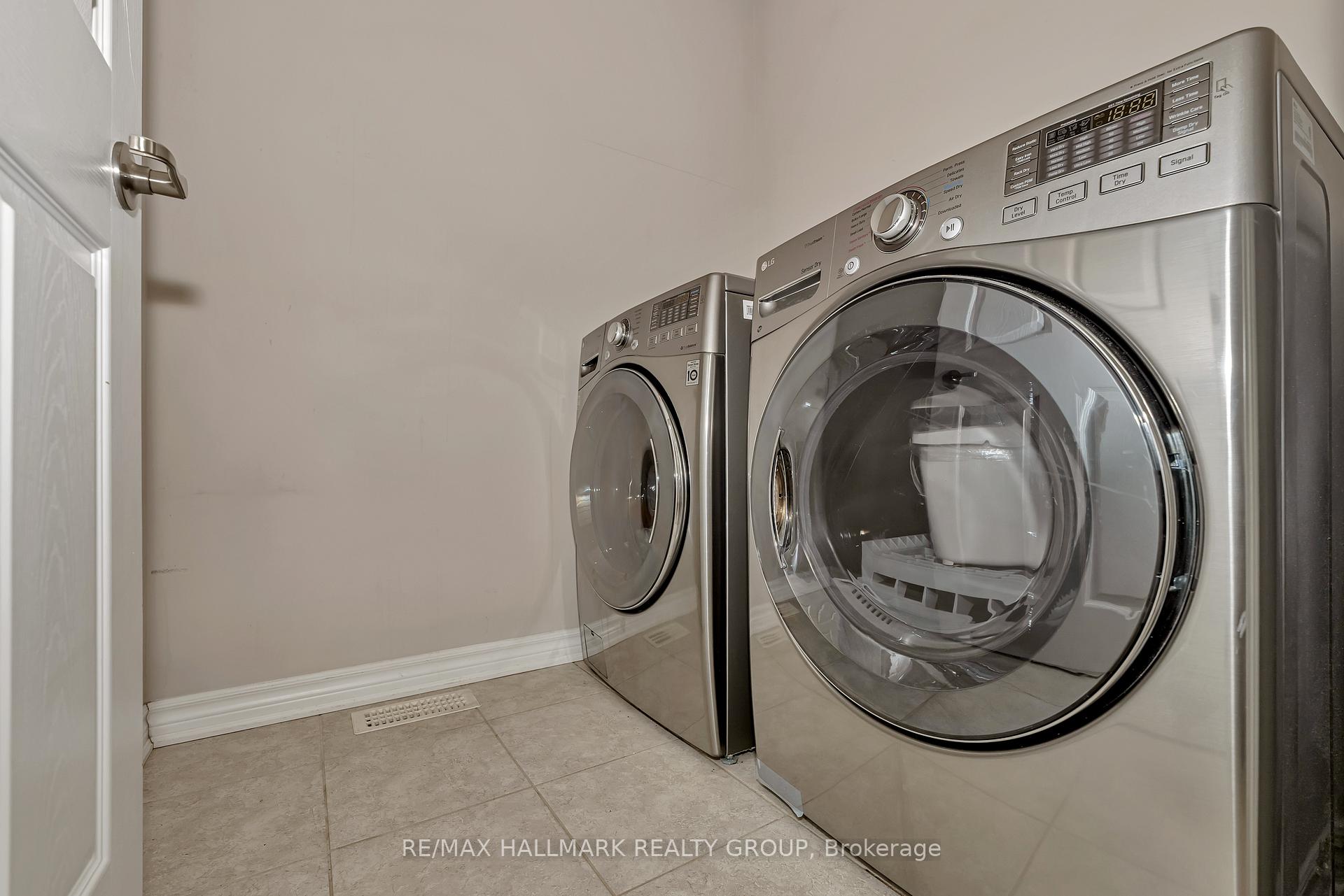 Photo 29 of 334 Astelia Crescent, Ottawa, Stittsville (North) — HOMEH