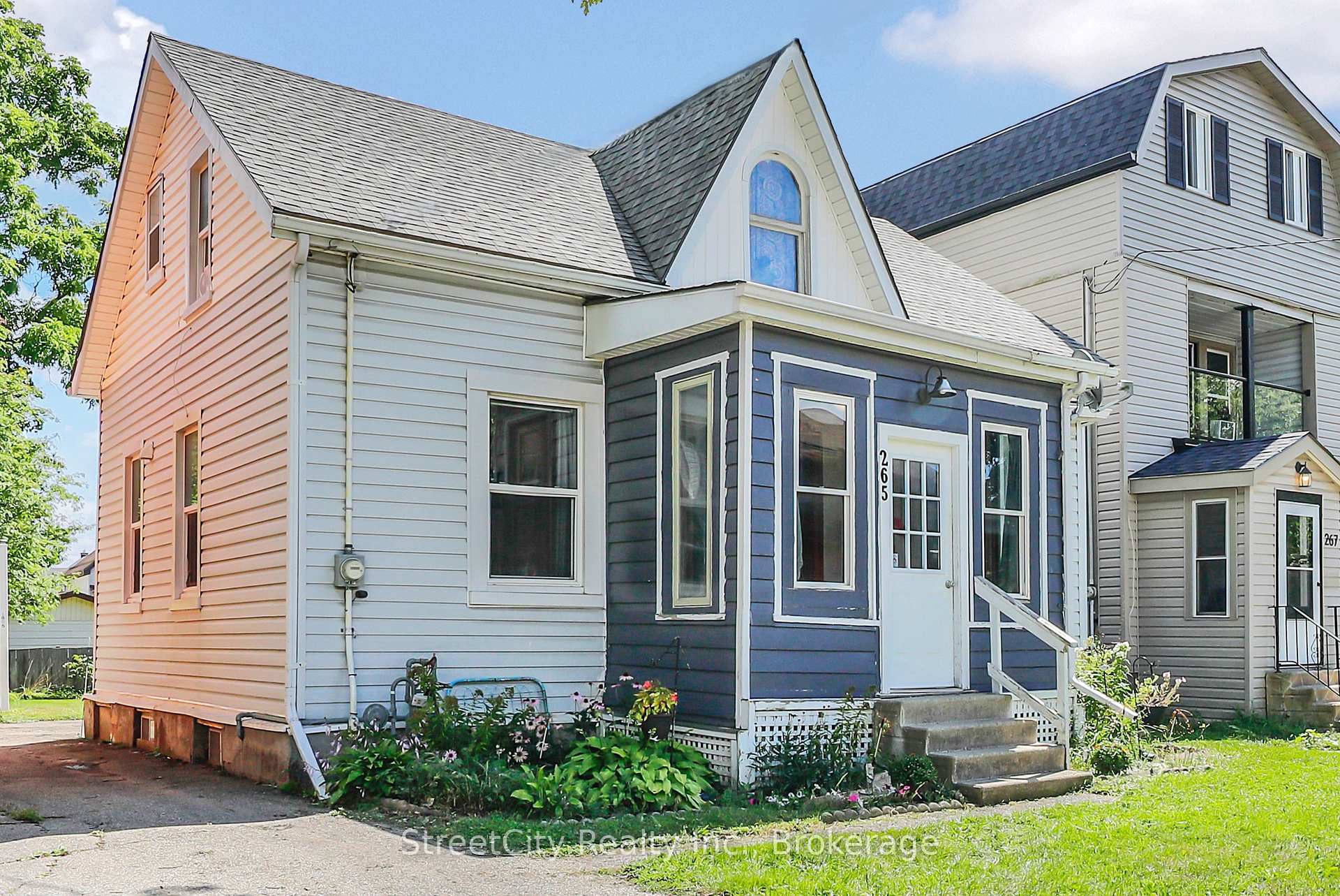 Photo 1 of 265 Front Street, Stratford — HOMEH