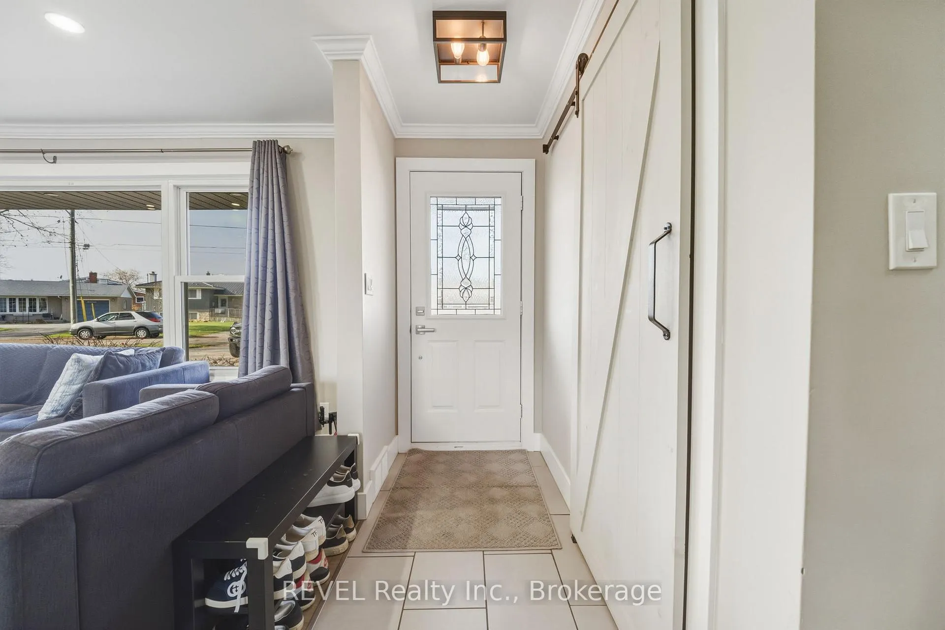 Photo 5 of 20 Bishops Road, St. Catharines, Vine/Linwell — HOMEH