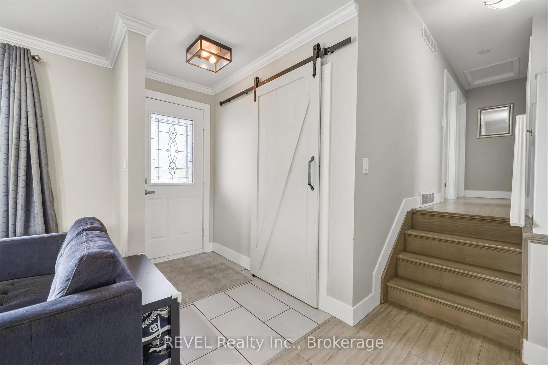 Photo 6 of 20 Bishops Road, St. Catharines, Vine/Linwell — HOMEH