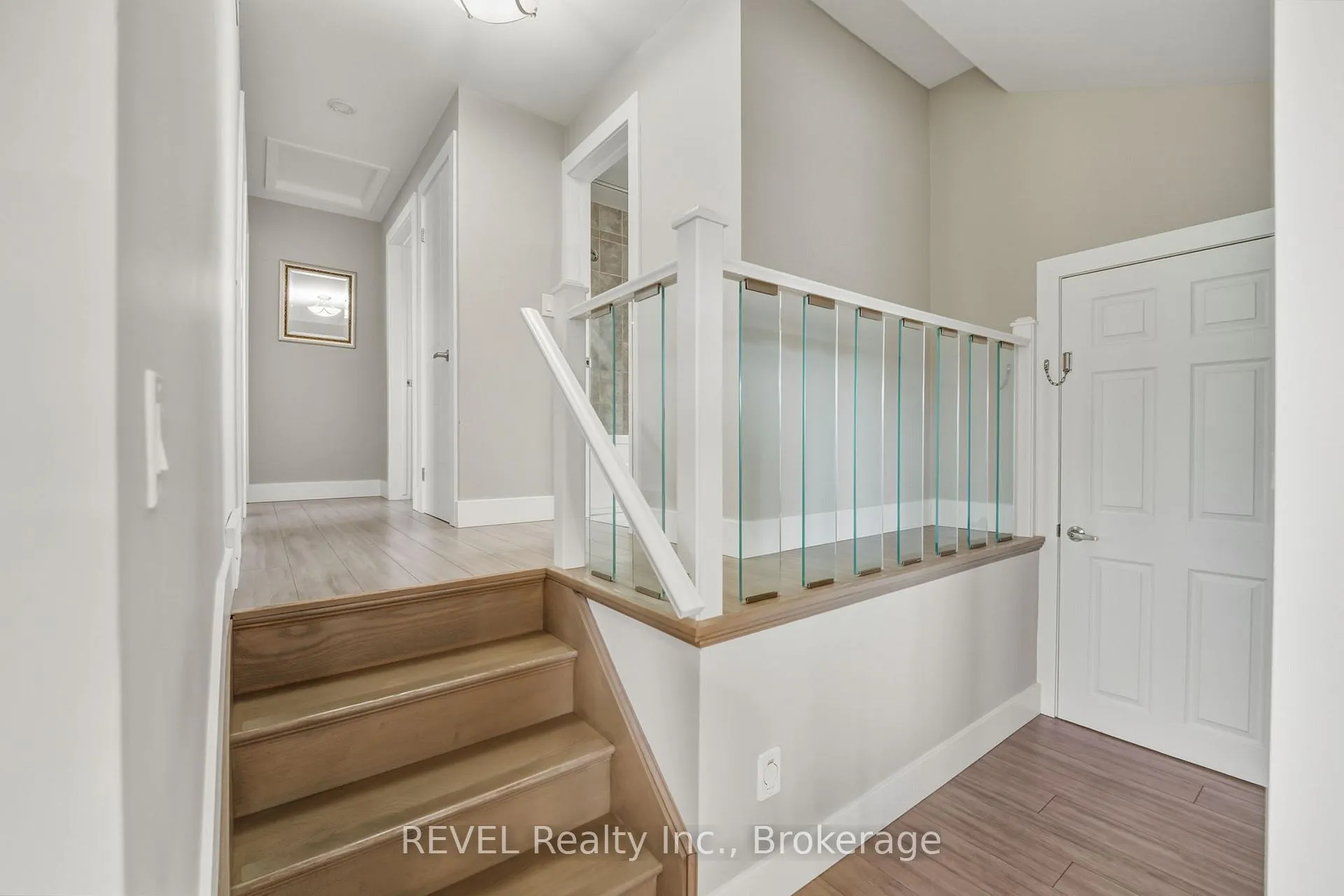 Photo 19 of 20 Bishops Road, St. Catharines, Vine/Linwell — HOMEH