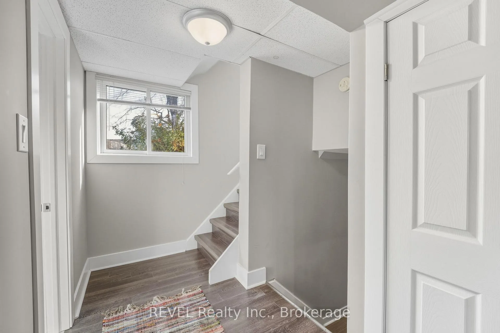Photo 28 of 20 Bishops Road, St. Catharines, Vine/Linwell — HOMEH