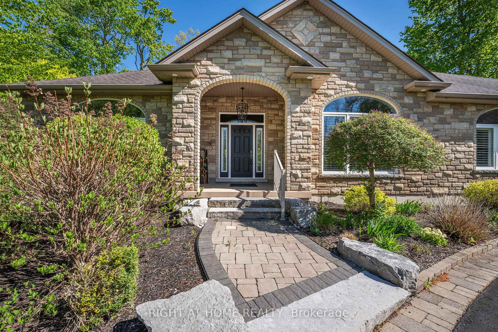 Photo 3 of 1205 Seadon Road, Springwater, Snow Valley — HOMEH