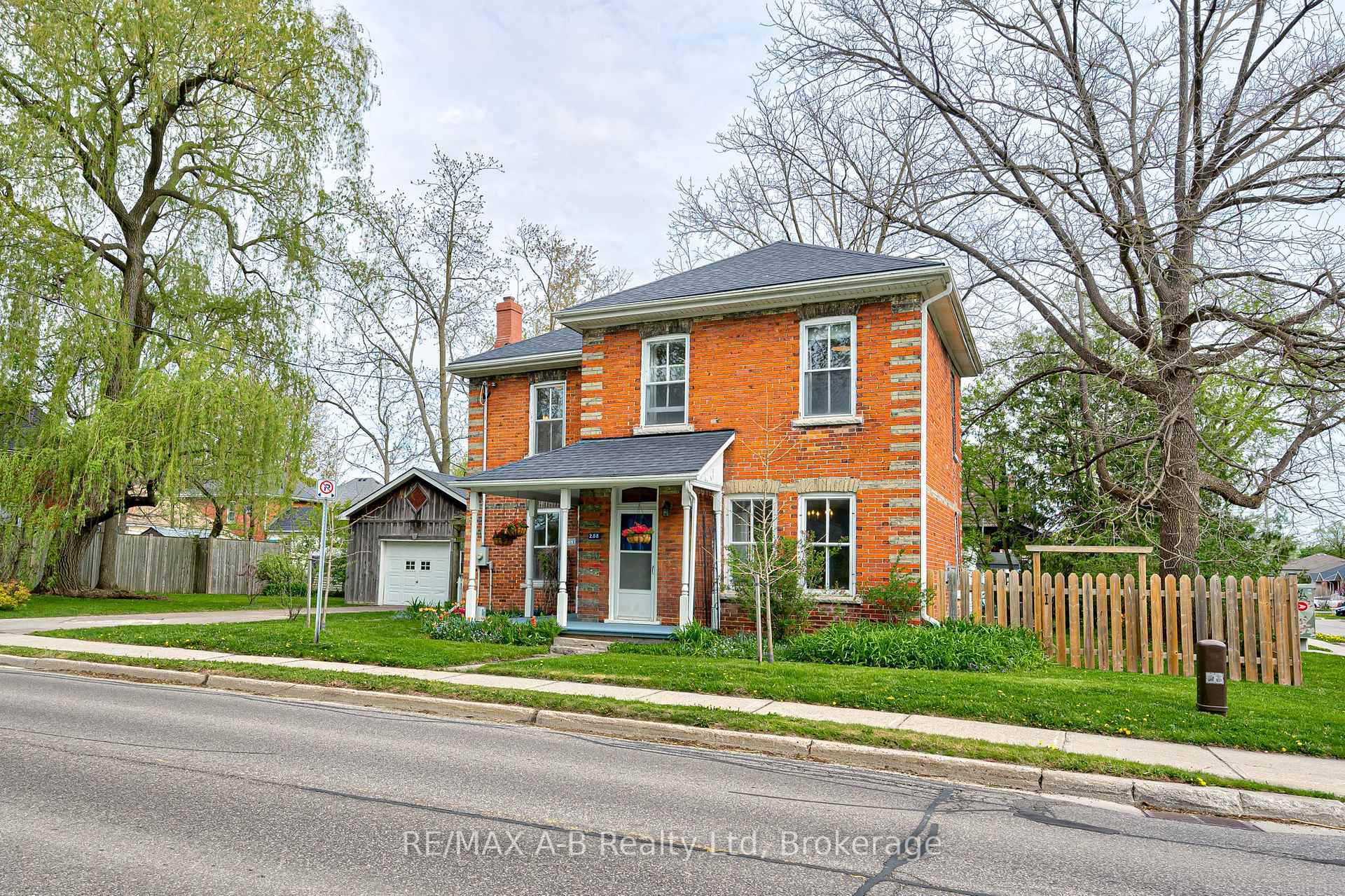 Photo 1 of 258 Douro Street, Stratford — HOMEH