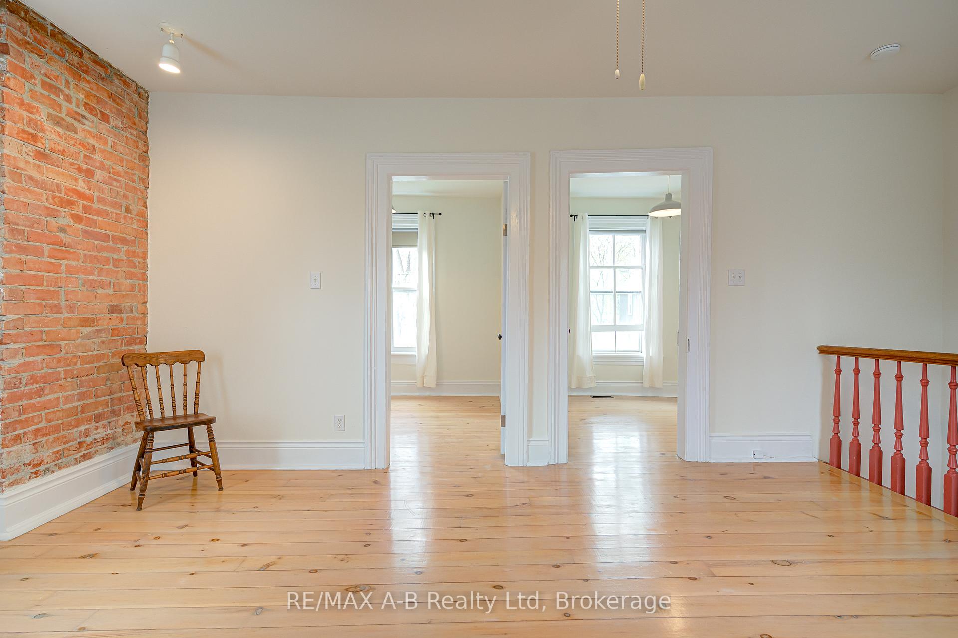Photo 5 of 258 Douro Street, Stratford — HOMEH