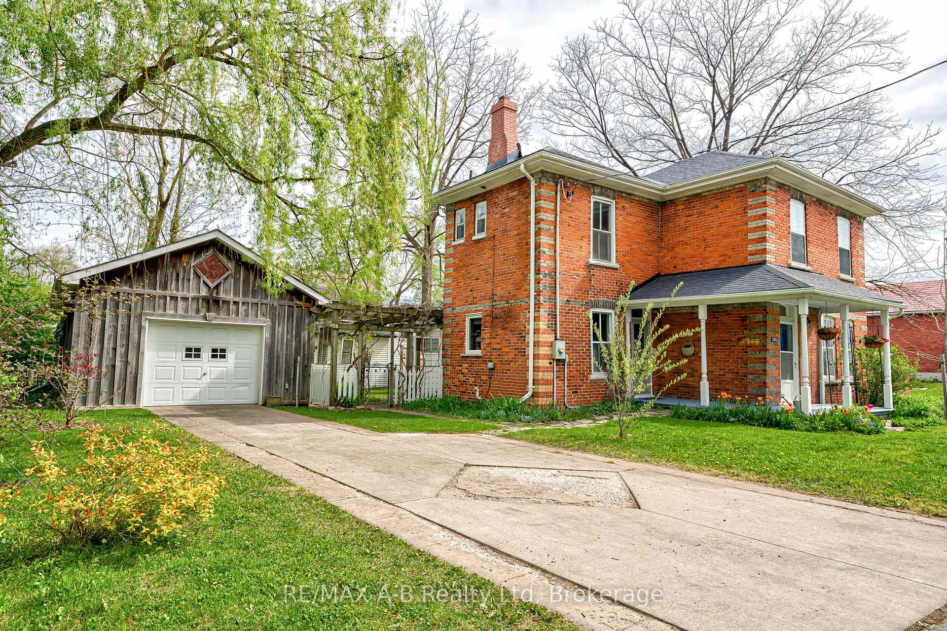 Photo 38 of 258 Douro Street, Stratford — HOMEH