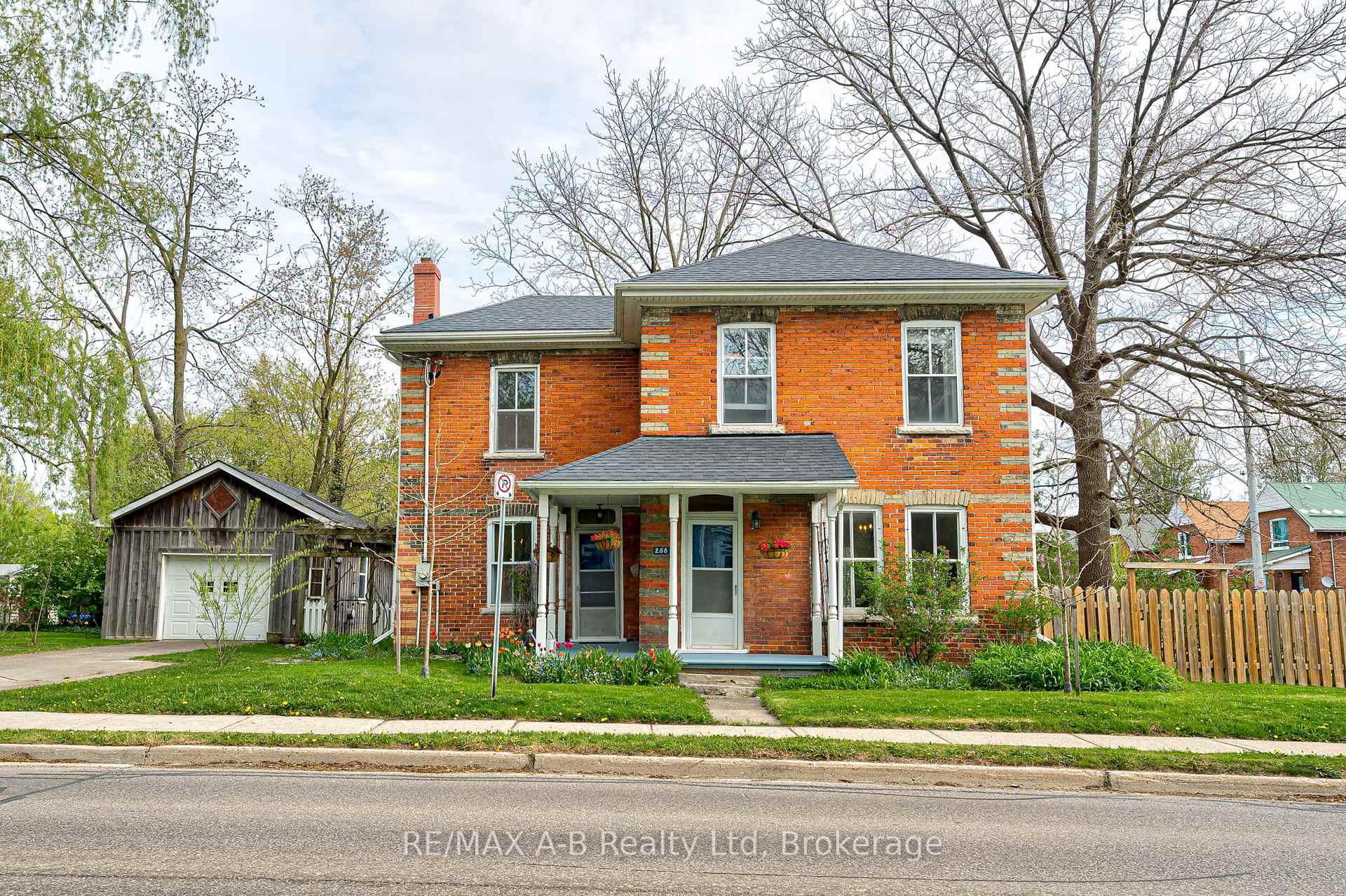 Photo 39 of 258 Douro Street, Stratford — HOMEH