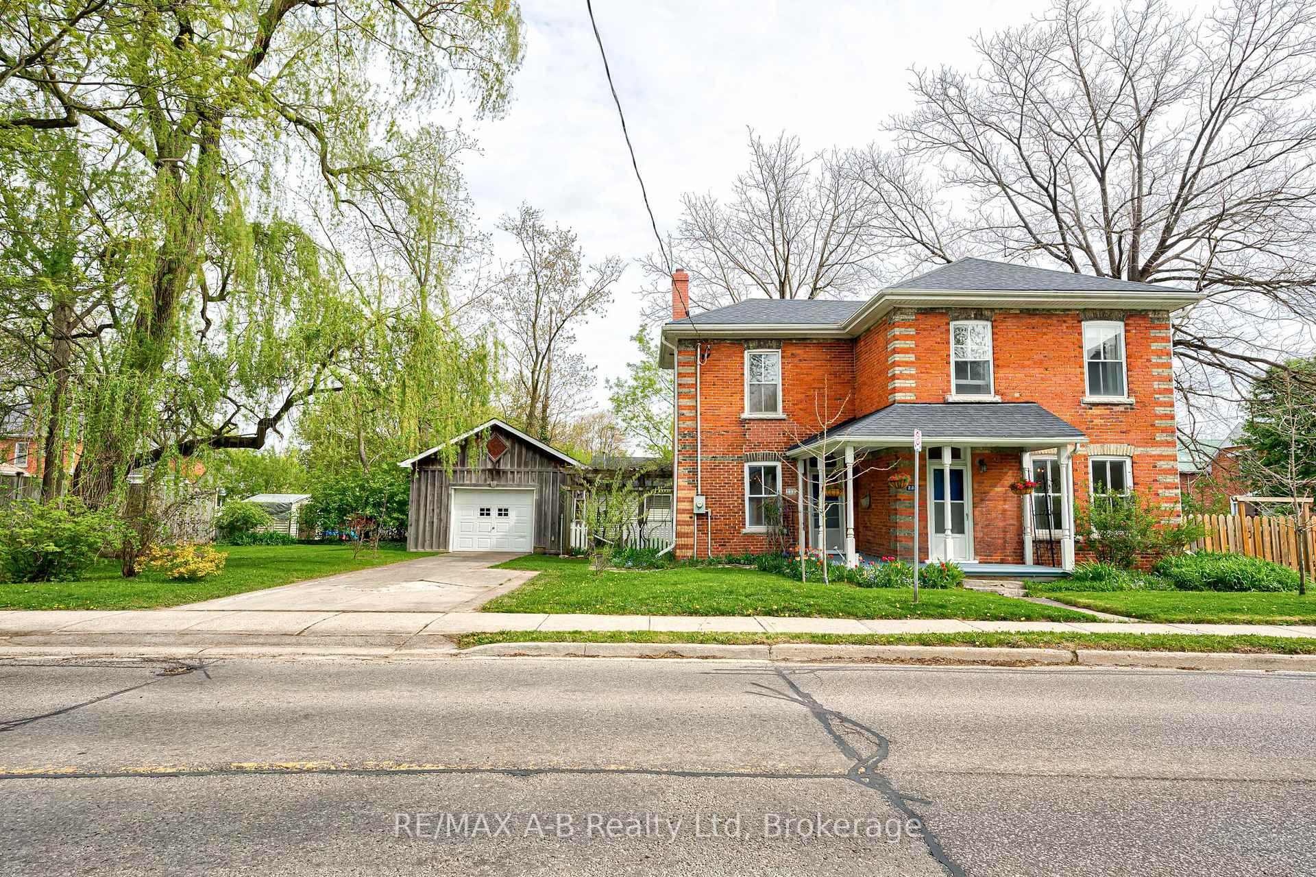 Photo 40 of 258 Douro Street, Stratford — HOMEH