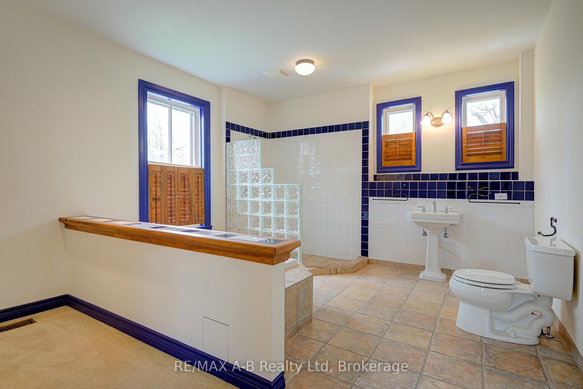 Photo 47 of 258 Douro Street, Stratford — HOMEH