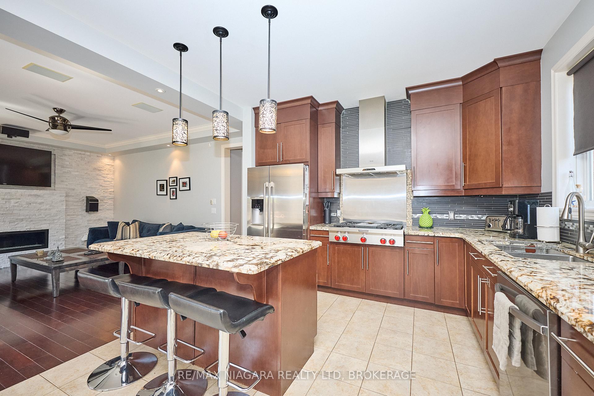 Photo 13 of 6 Alex Grant Place, St. Catharines, Secord Woods — HOMEH