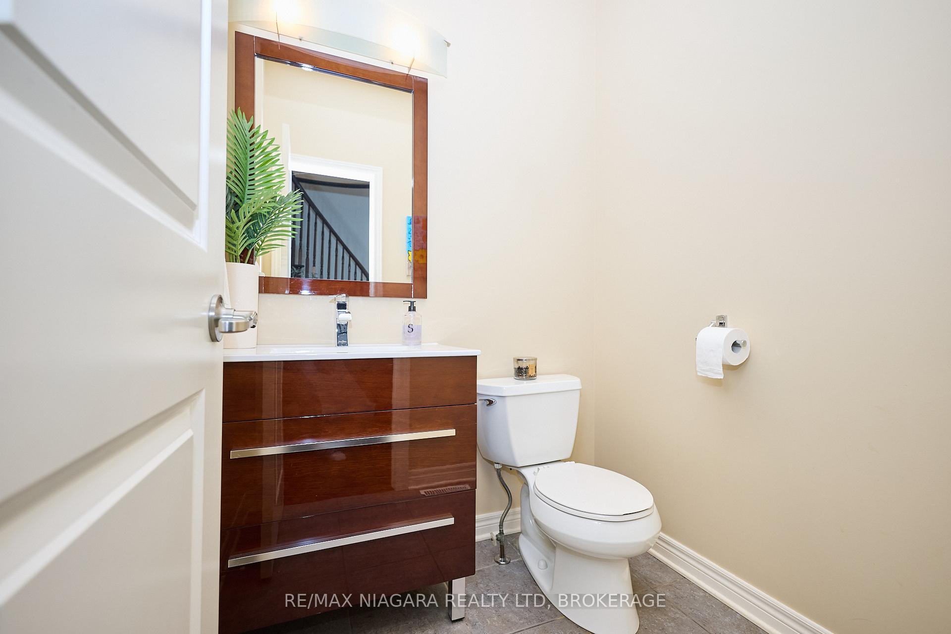 Photo 20 of 6 Alex Grant Place, St. Catharines, Secord Woods — HOMEH
