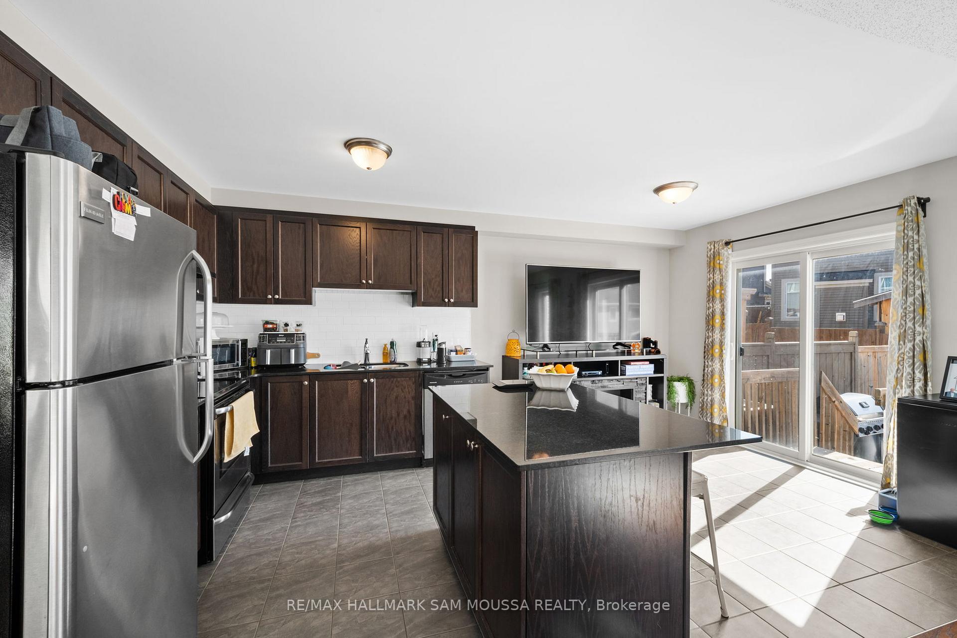 Photo 10 of 111 Santolina Street, Ottawa, Stittsville (North) — HOMEH