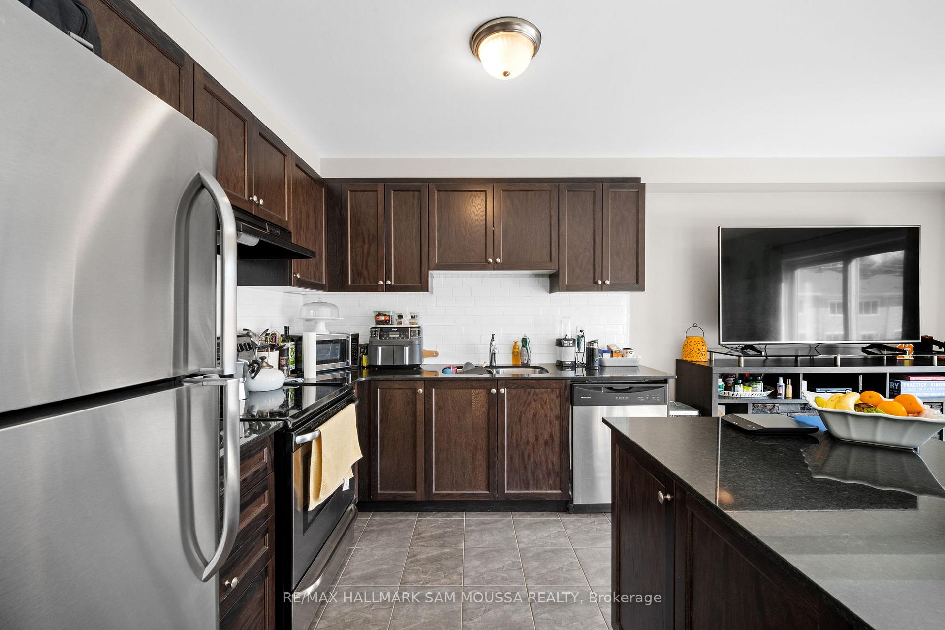 Photo 11 of 111 Santolina Street, Ottawa, Stittsville (North) — HOMEH