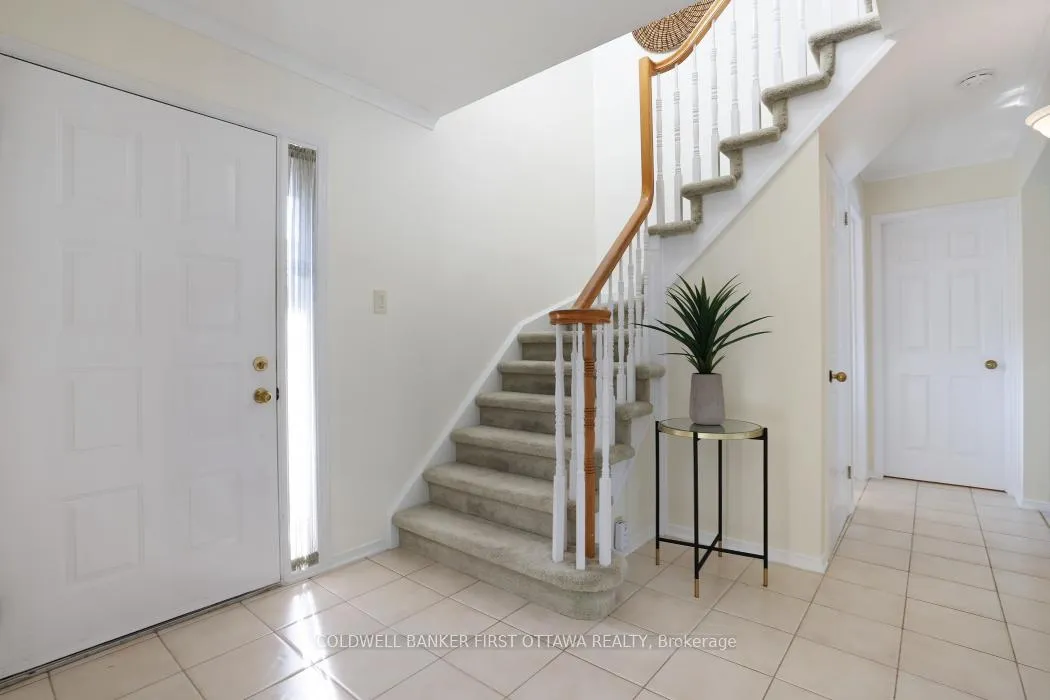 Photo 6 of 338 Liard Street, Ottawa, Stittsville (South) — HOMEH