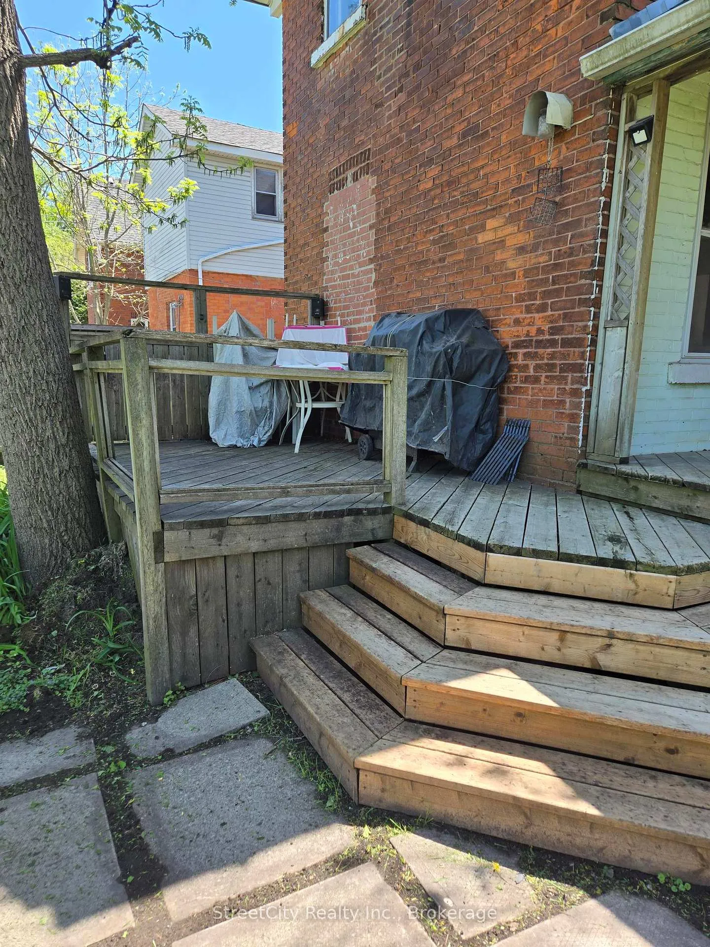 Photo 2 of 306 Douro Street, Stratford — HOMEH