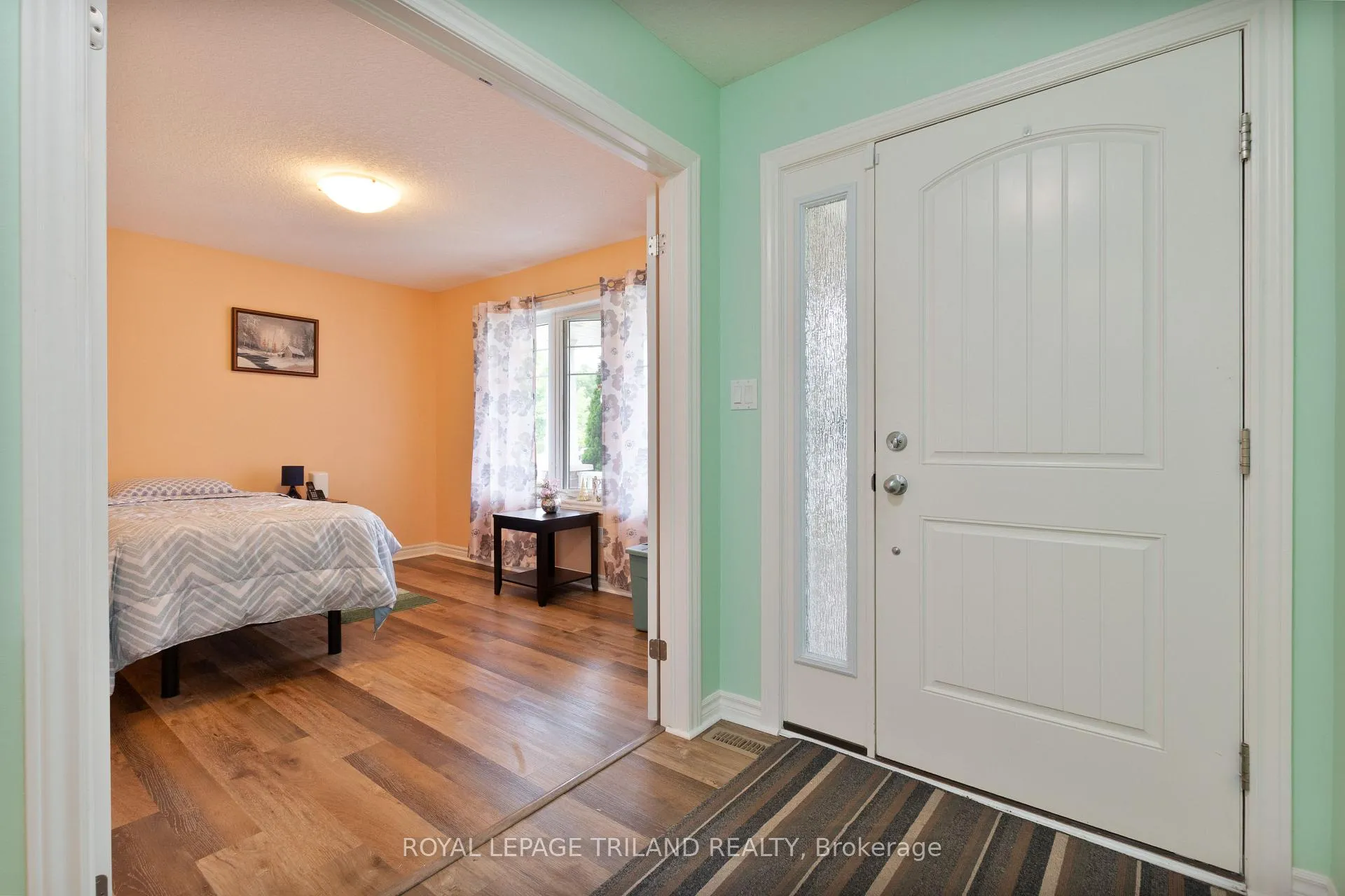 Photo 5 of 78 Westlake Drive, St. Thomas — HOMEH