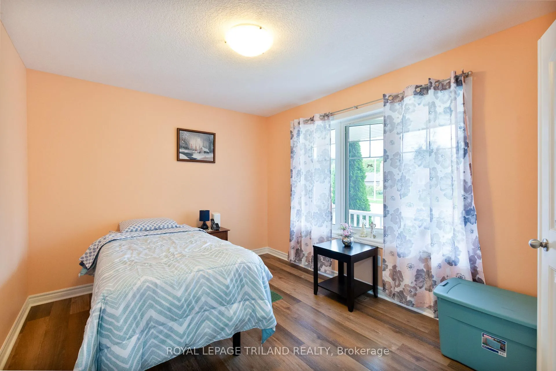 Photo 6 of 78 Westlake Drive, St. Thomas — HOMEH