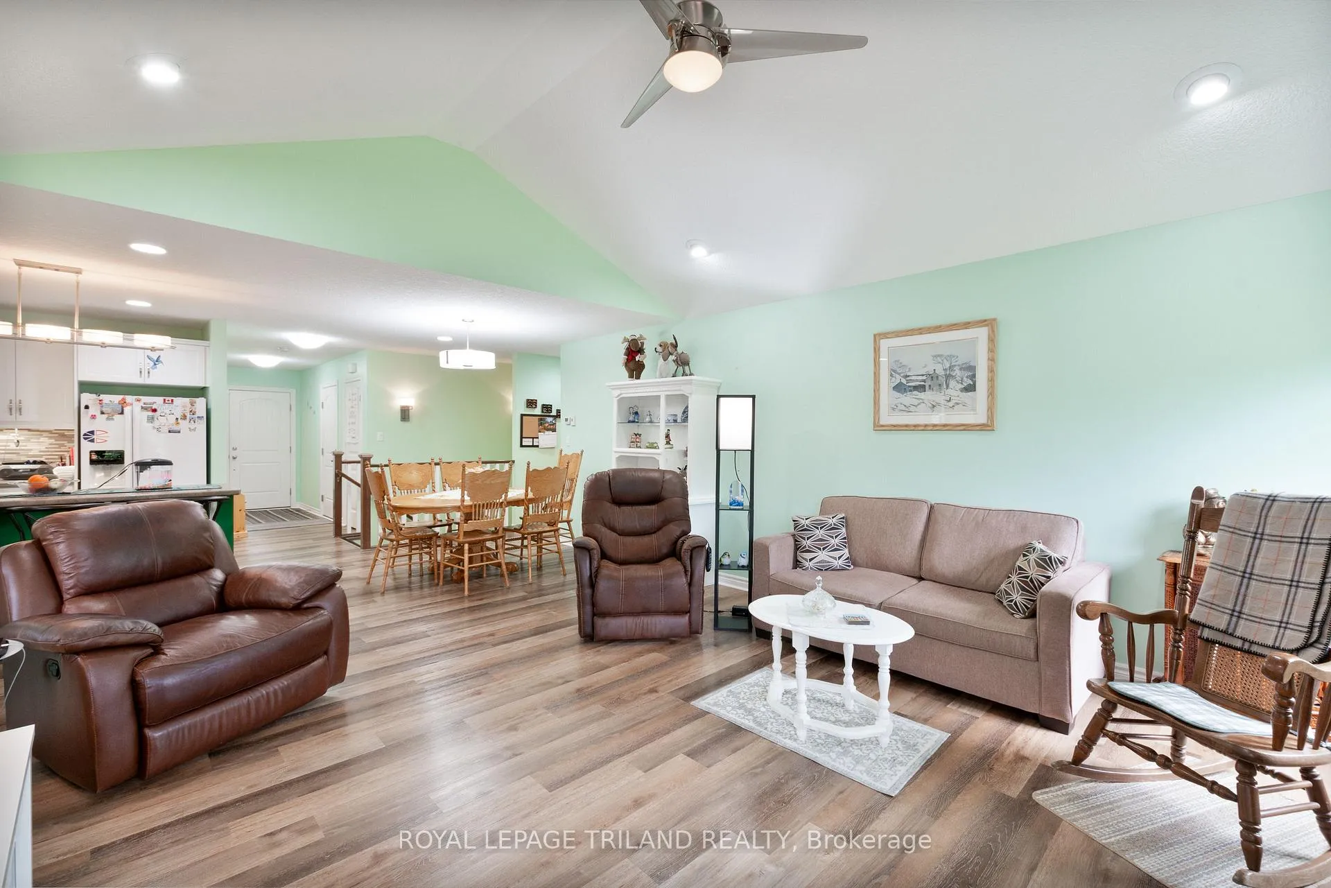 Photo 15 of 78 Westlake Drive, St. Thomas — HOMEH