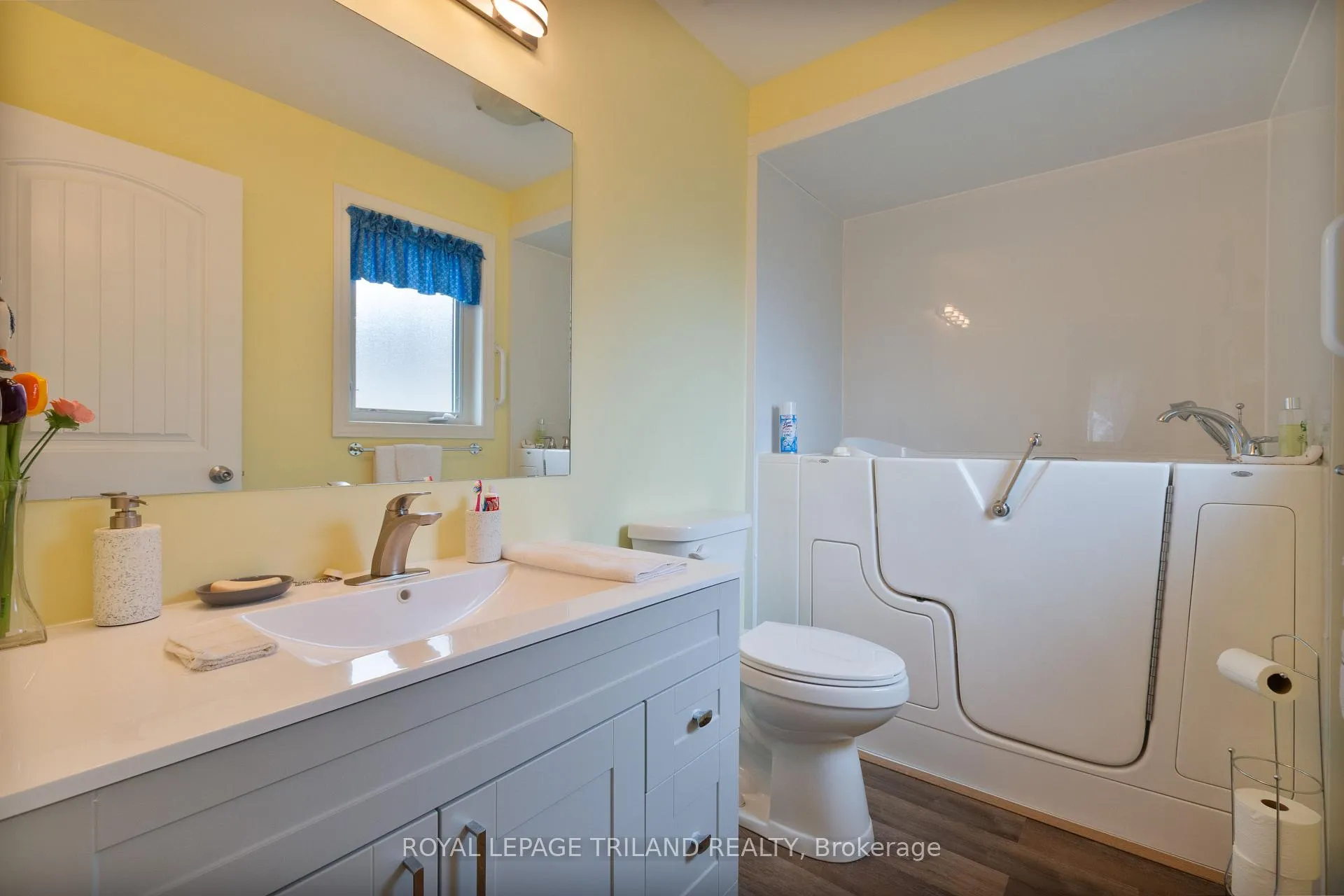 Photo 20 of 78 Westlake Drive, St. Thomas — HOMEH