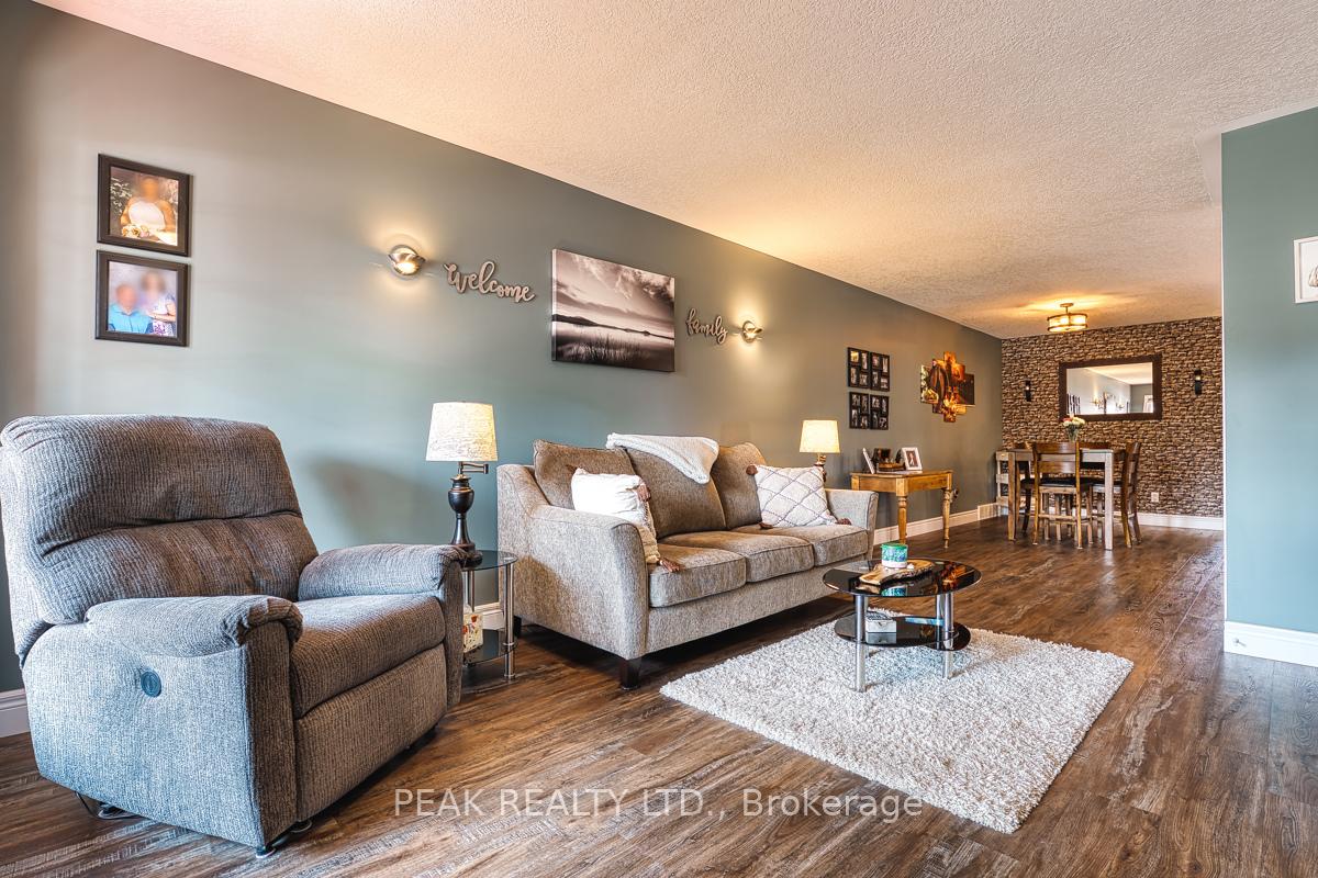 Photo 5 of 22 College Street, Stratford — HOMEH