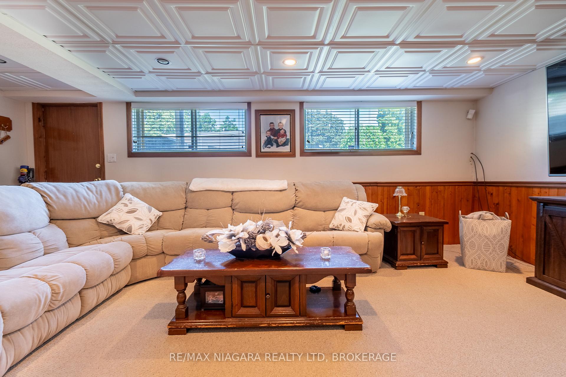 Photo 16 of 679 Niagara Street, St. Catharines, Vine/Linwell — HOMEH