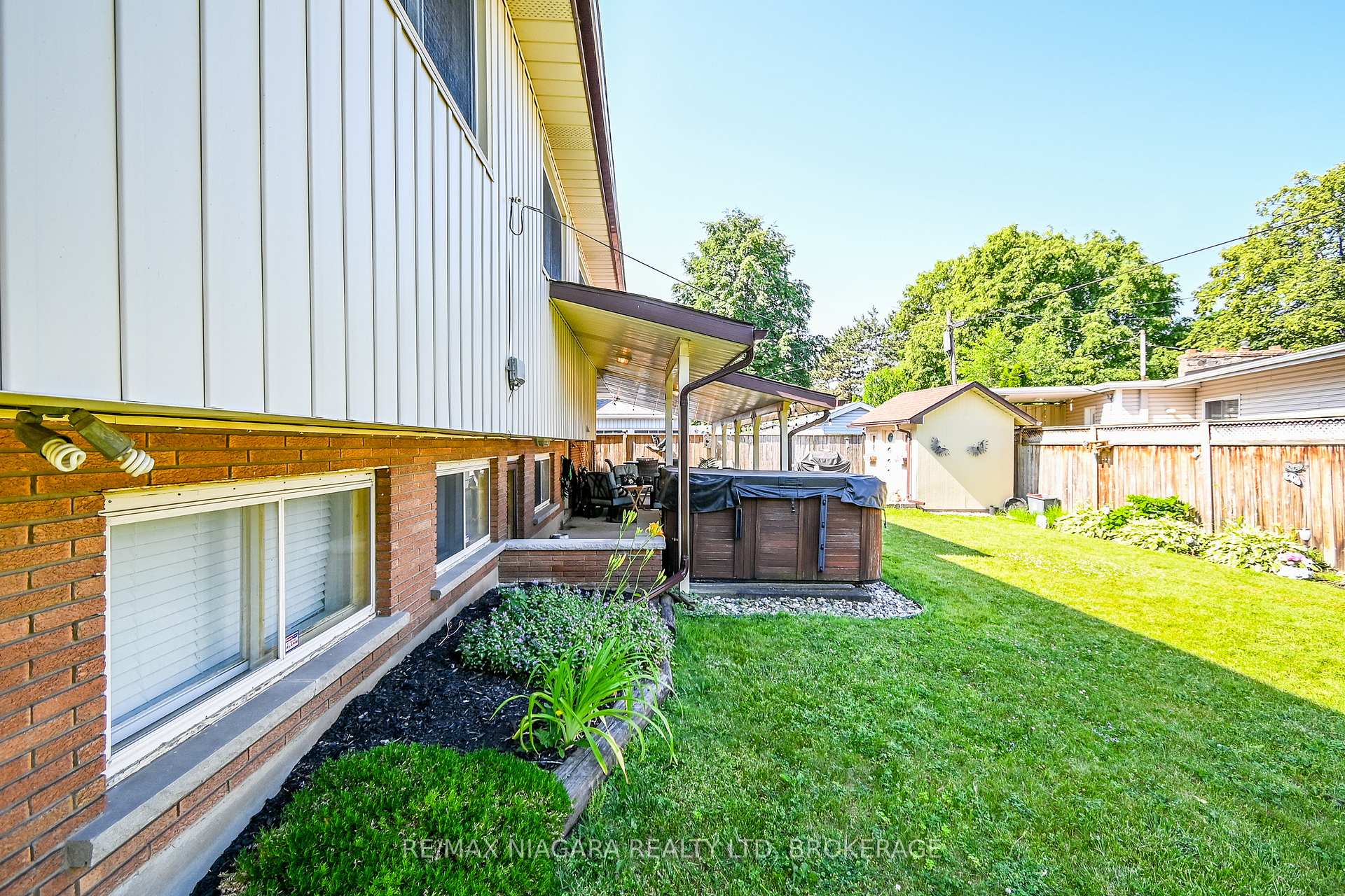 Photo 29 of 679 Niagara Street, St. Catharines, Vine/Linwell — HOMEH