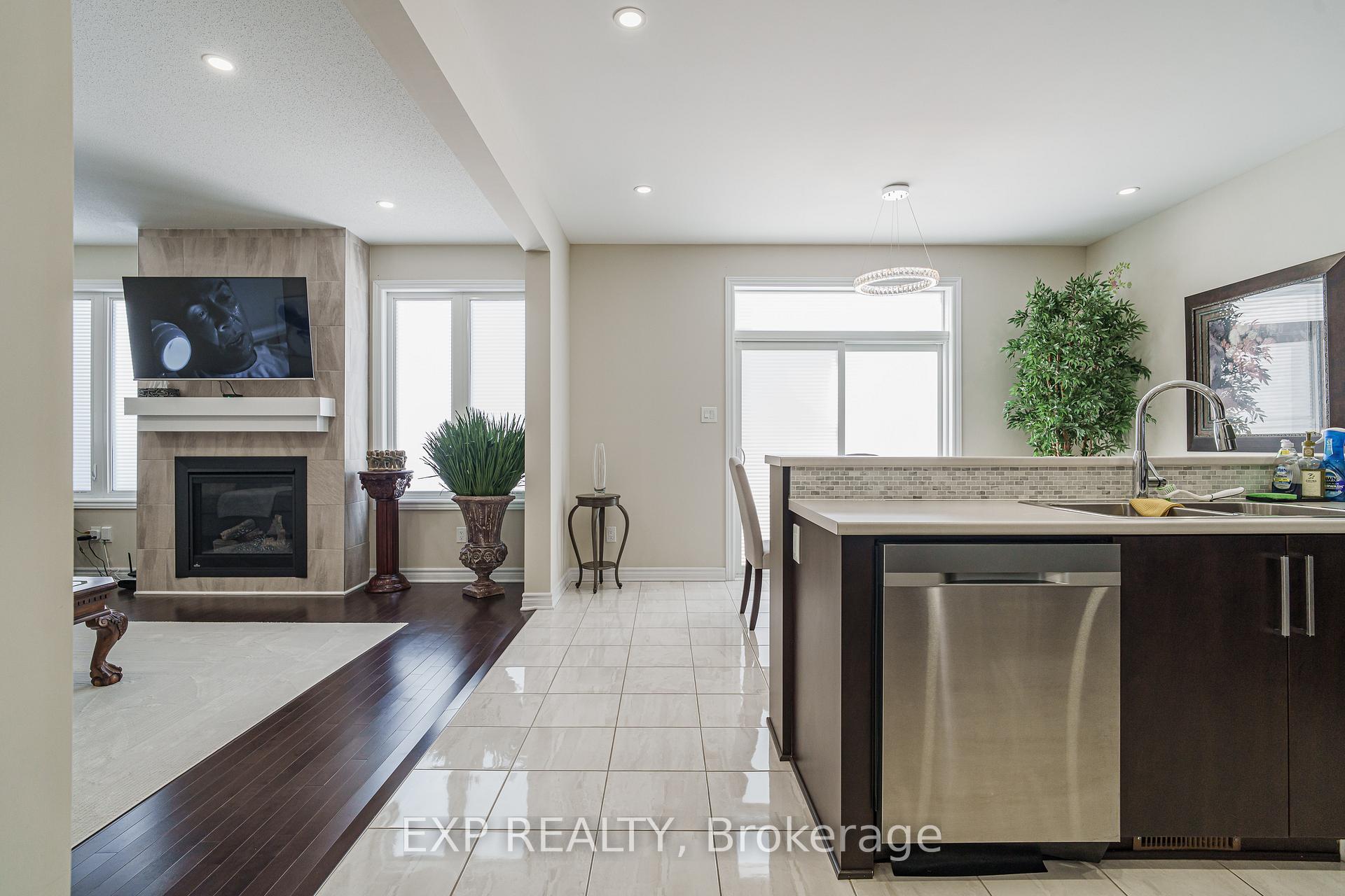 Photo 1 of 628 Eagle Crest Heights, Ottawa, Stittsville (North) — HOMEH
