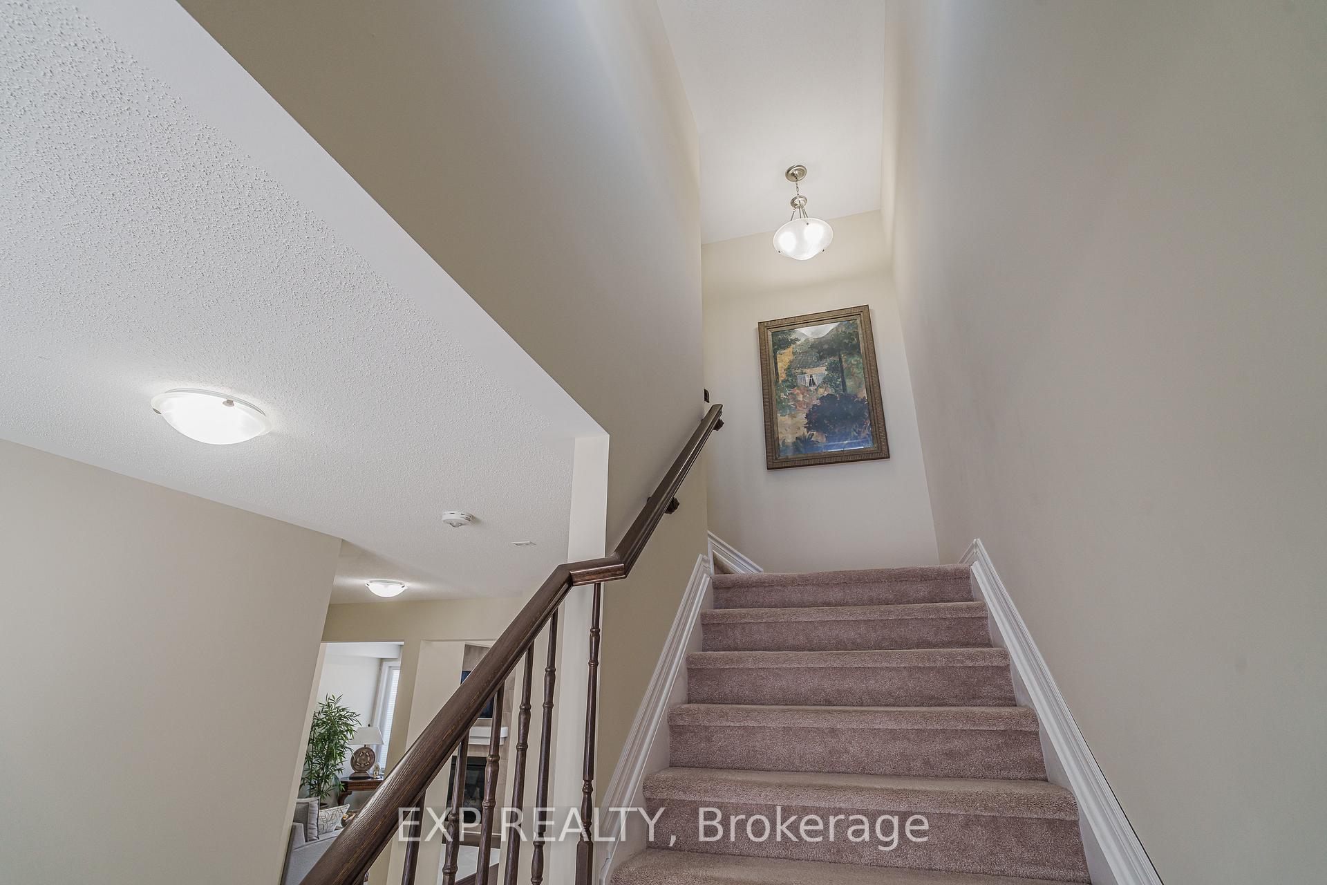 Photo 6 of 628 Eagle Crest Heights, Ottawa, Stittsville (North) — HOMEH