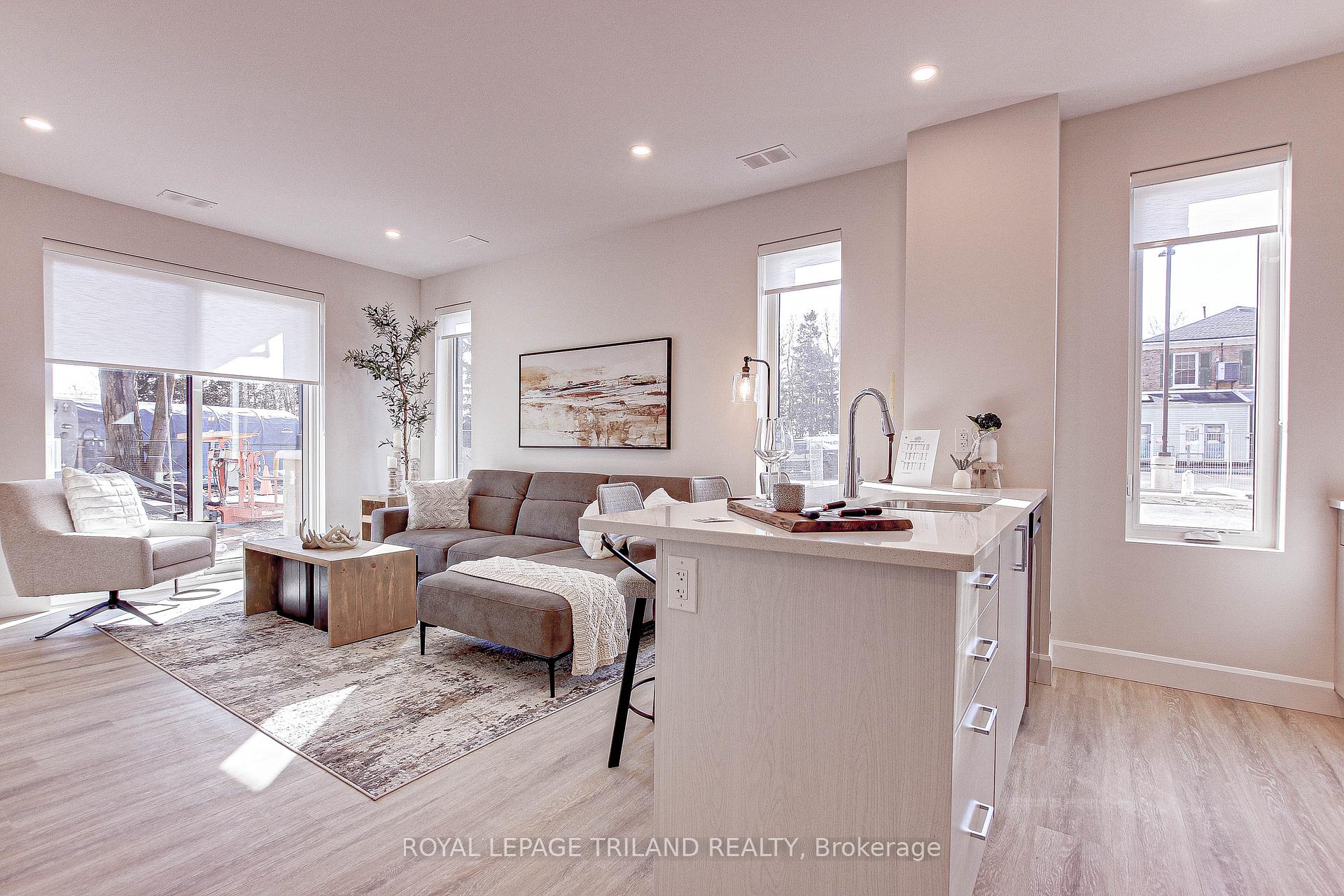 Photo 1 of Unit 203, 75 Walnut Street, St. Thomas — HOMEH