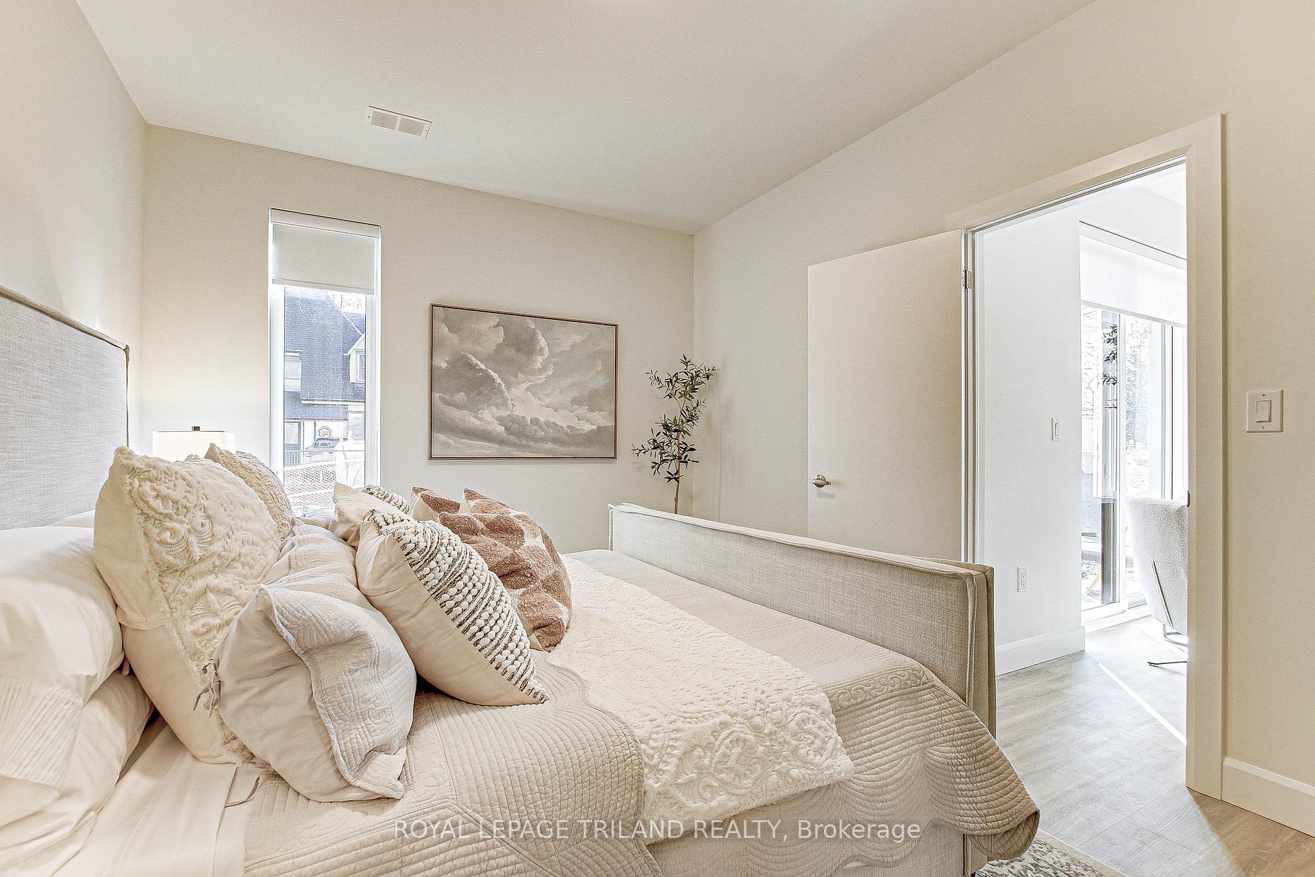 Photo 8 of Unit 203, 75 Walnut Street, St. Thomas — HOMEH