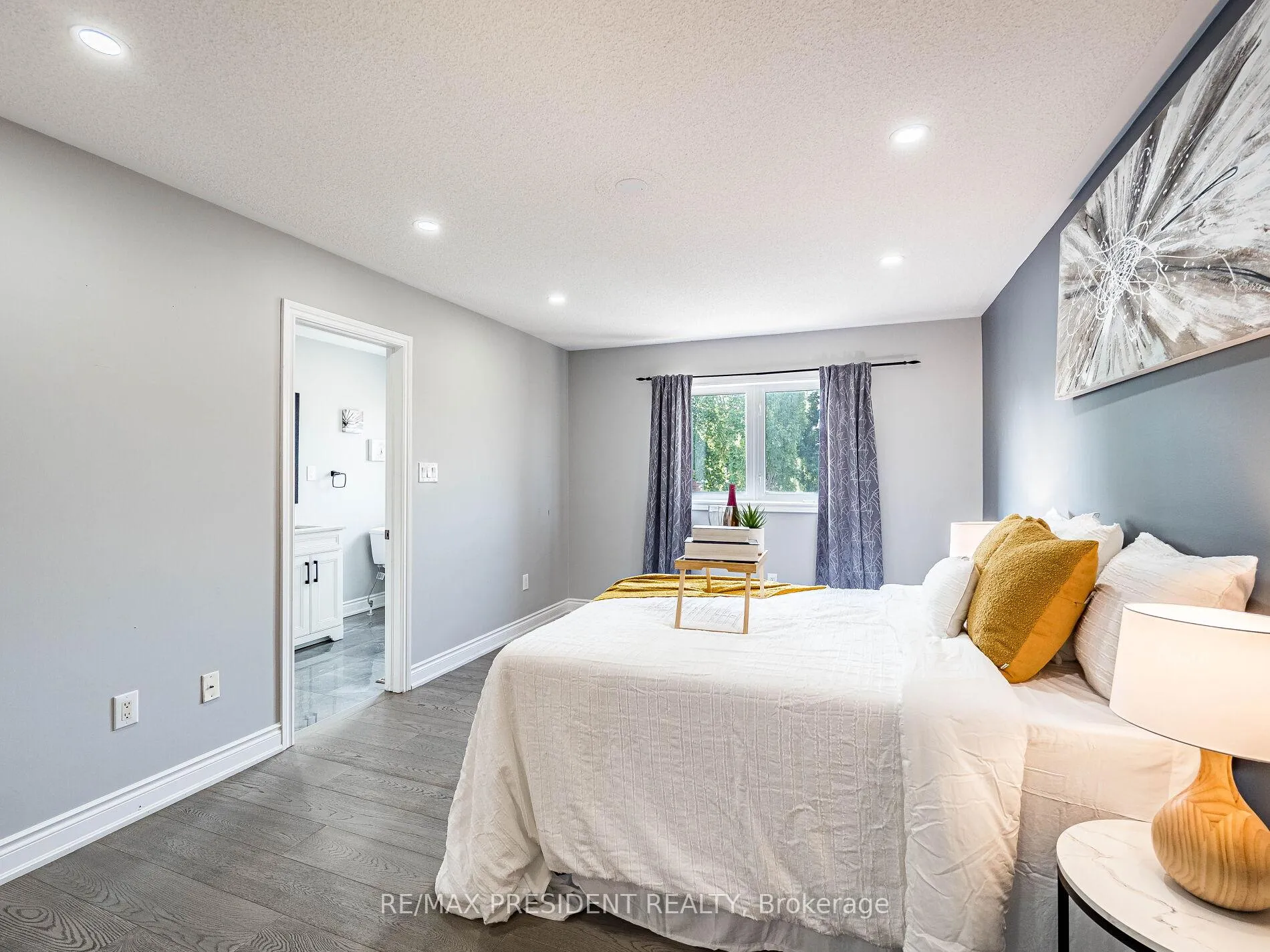 Photo 252 of 20 Monabelle Crescent, Brampton, Vales of Castlemore North — HOMEH