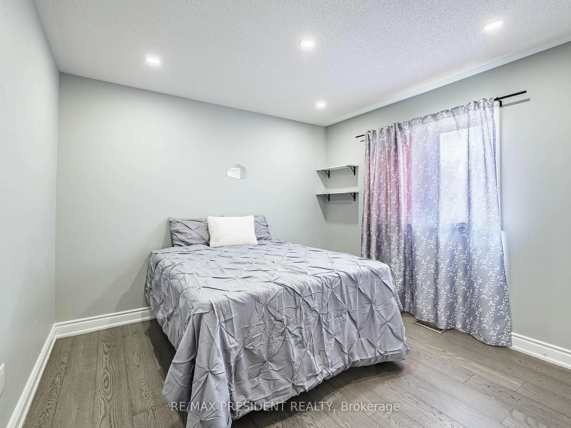 Photo 361 of 20 Monabelle Crescent, Brampton, Vales of Castlemore North — HOMEH
