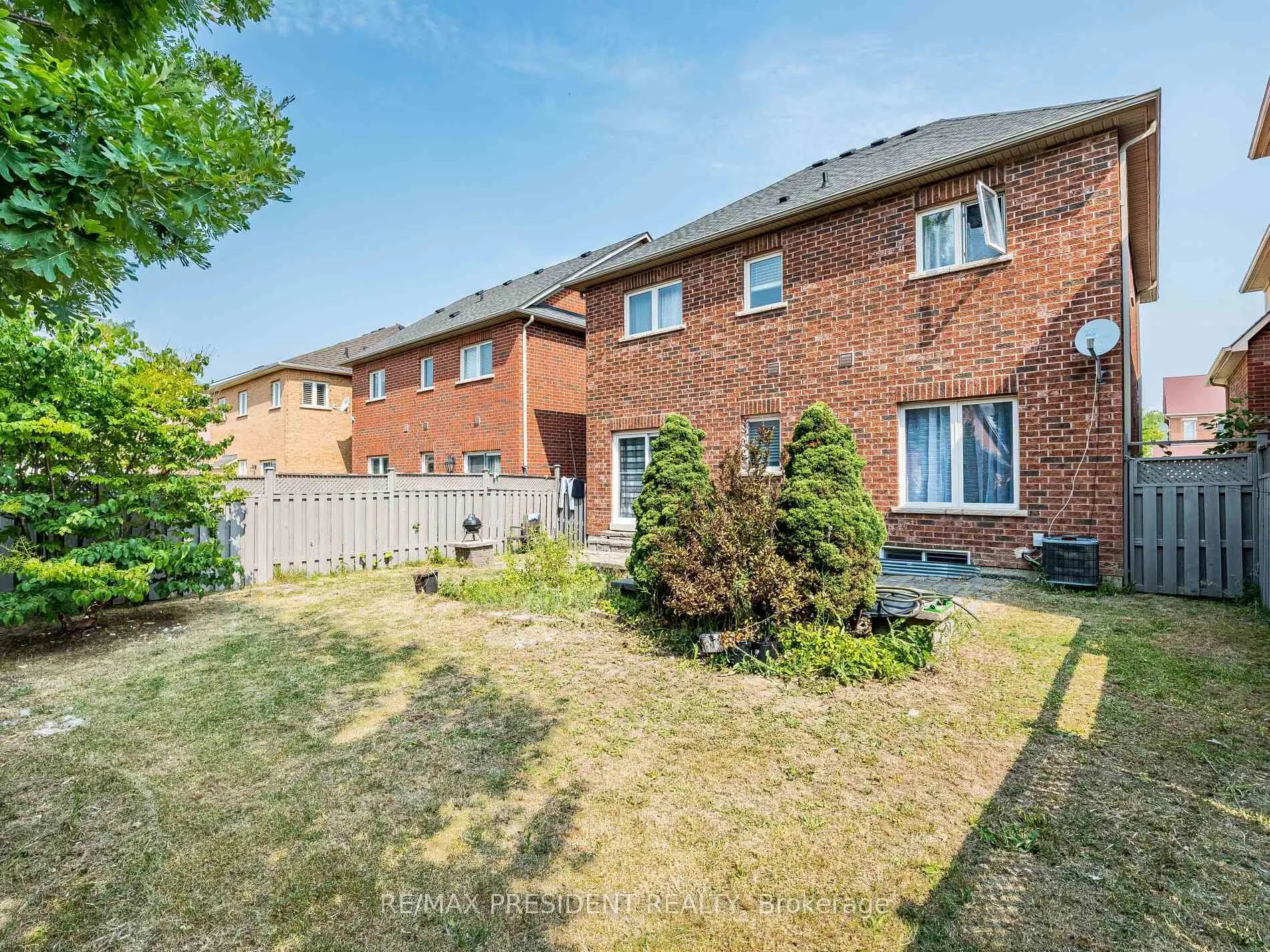 Photo 412 of 20 Monabelle Crescent, Brampton, Vales of Castlemore North — HOMEH