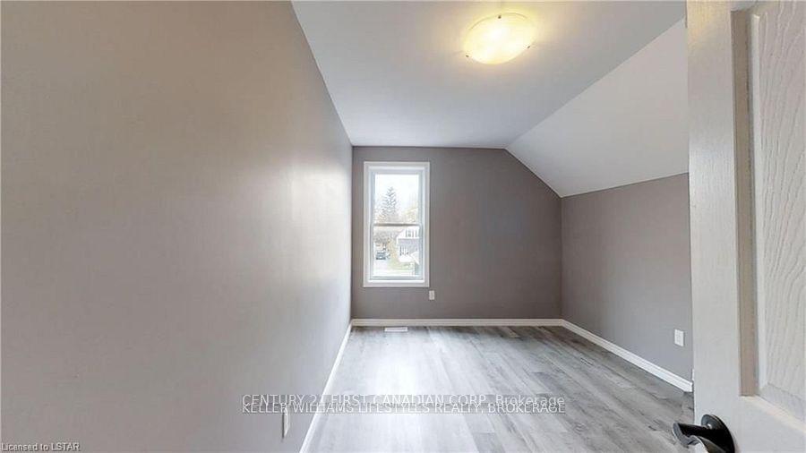 Photo 10 of Unit Upper, 5 Station Street, St. Thomas — HOMEH