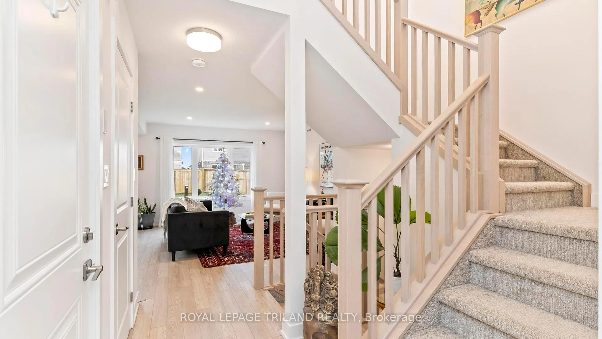 Photo 5 of 146 Renaissance Drive, St. Thomas — HOMEH