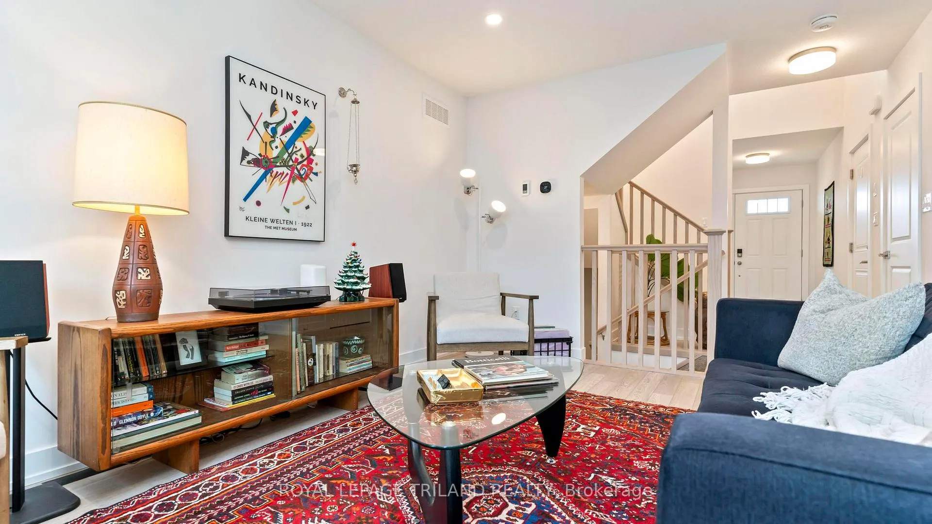 Photo 9 of 146 Renaissance Drive, St. Thomas — HOMEH