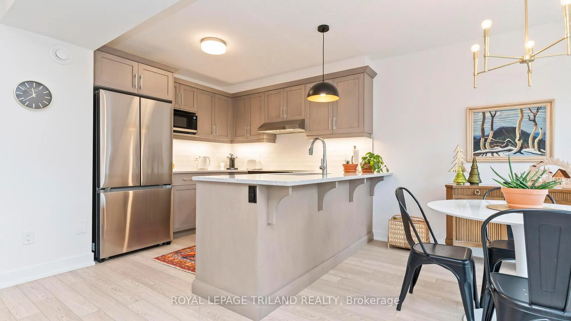 Photo 10 of 146 Renaissance Drive, St. Thomas — HOMEH