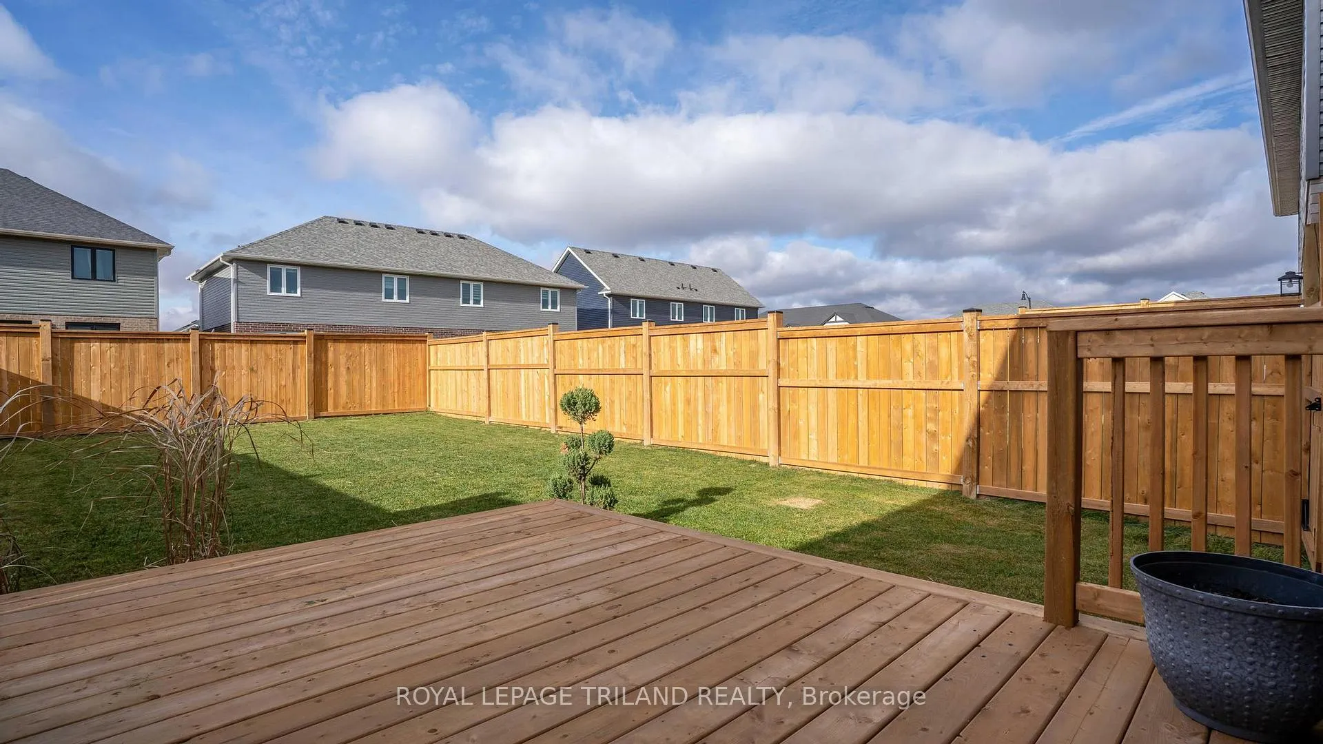 Photo 28 of 146 Renaissance Drive, St. Thomas — HOMEH