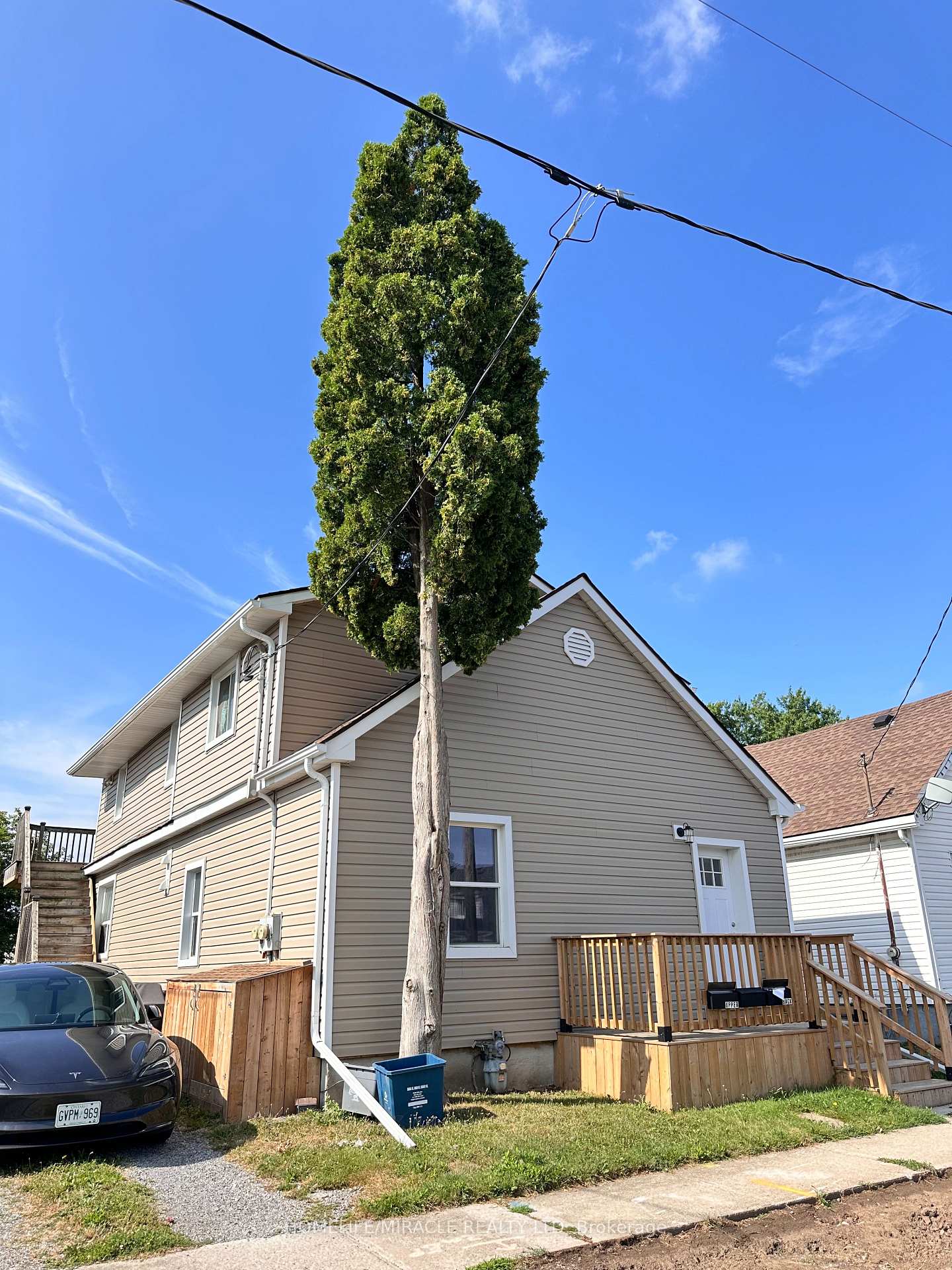 Front of Unit Main, 7 Josephine Street