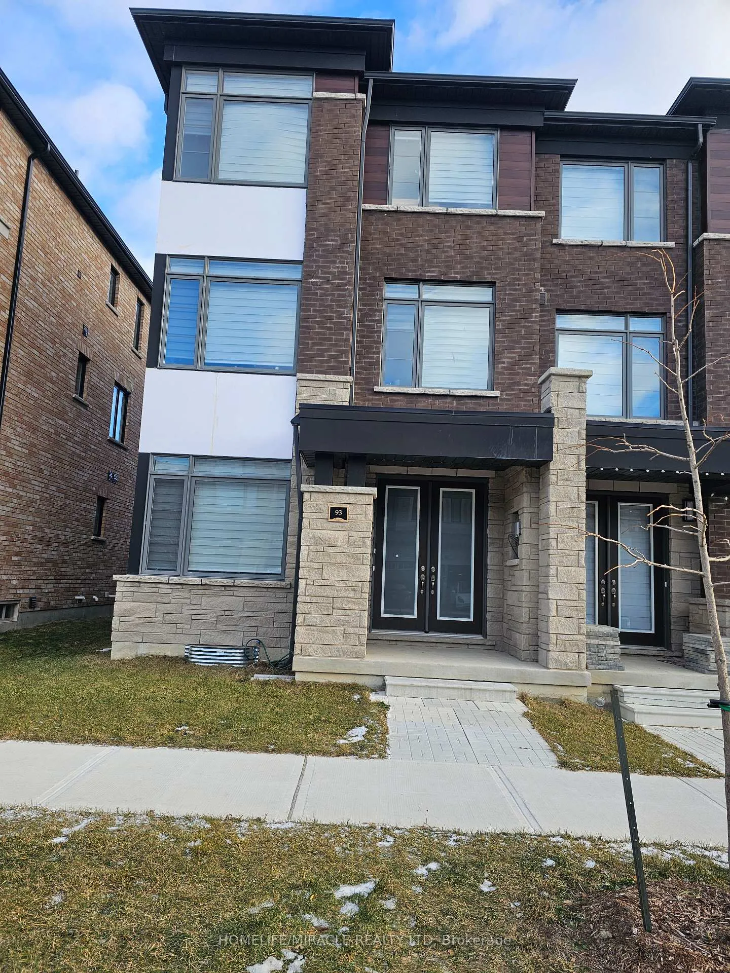 Photo 2 of 93 Camino Real Drive, Caledon, Rural Caledon — HOMEH