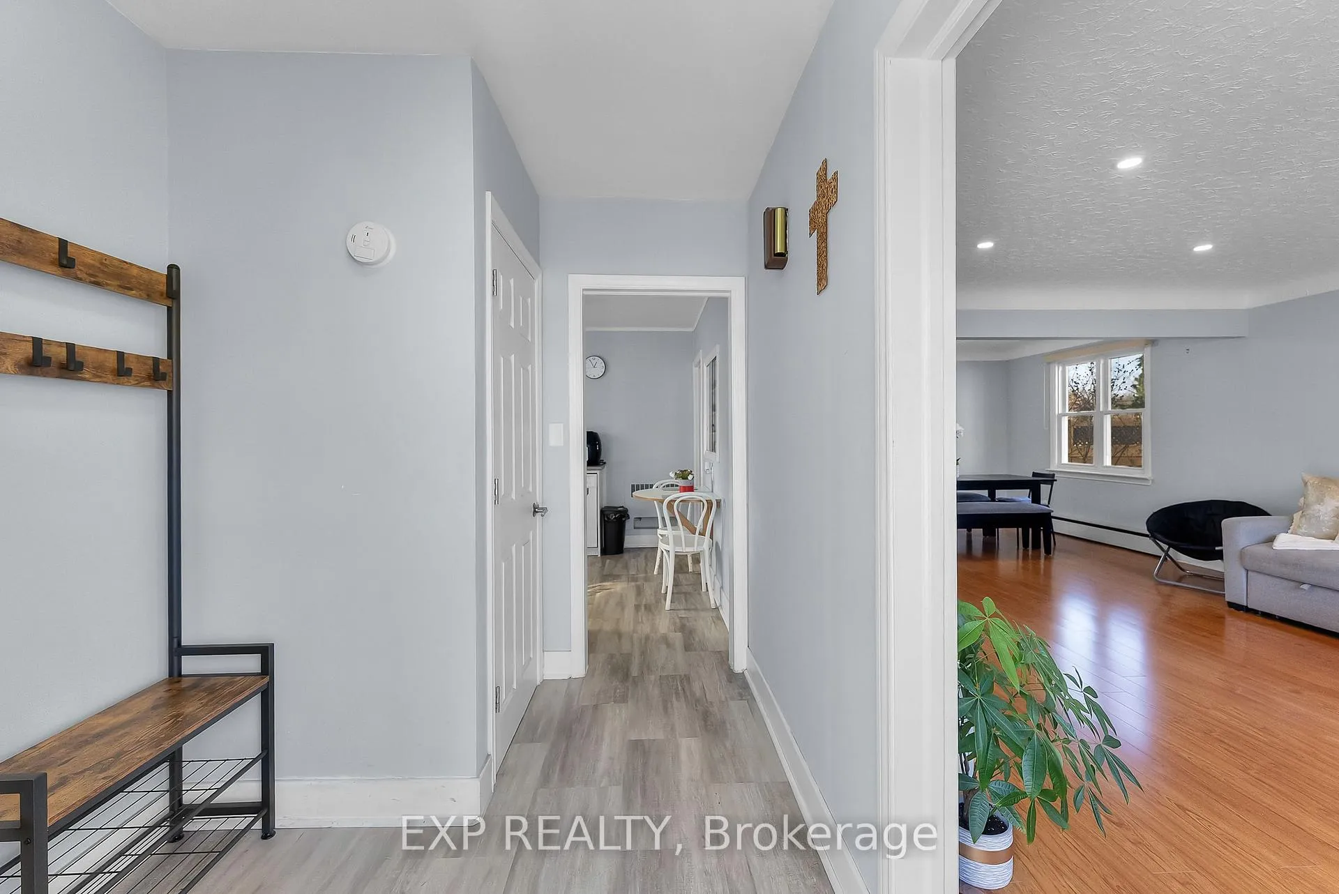 Photo 7 of 6 Hallcrest Avenue, St. Catharines, Vine/Linwell — HOMEH
