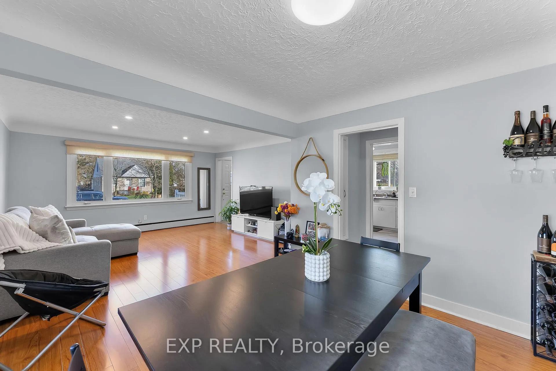 Photo 11 of 6 Hallcrest Avenue, St. Catharines, Vine/Linwell — HOMEH