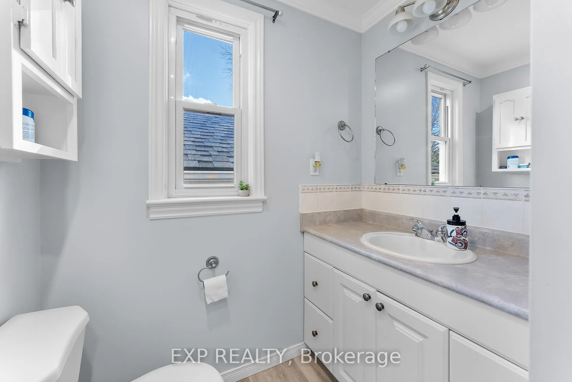 Photo 14 of 6 Hallcrest Avenue, St. Catharines, Vine/Linwell — HOMEH