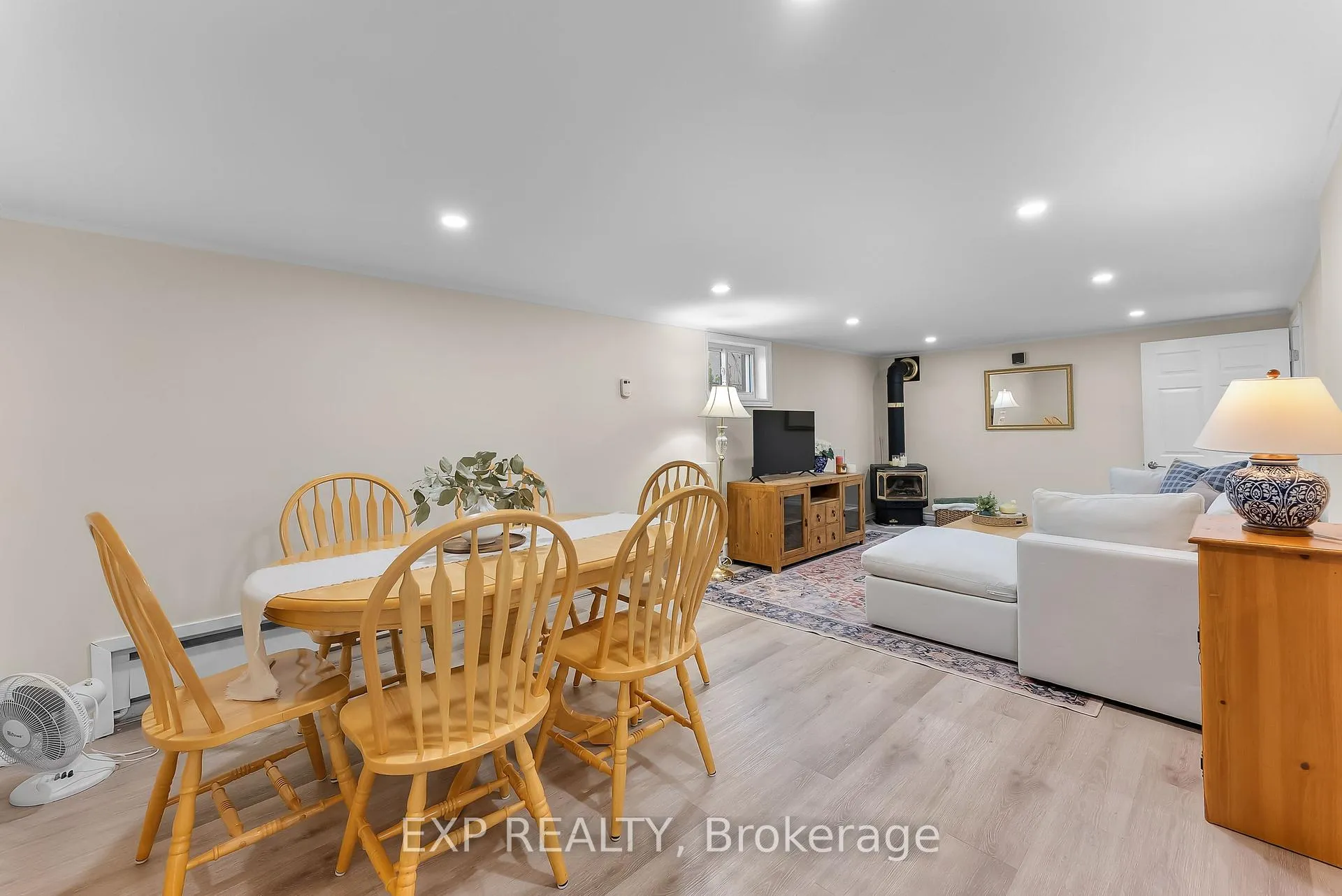 Photo 24 of 6 Hallcrest Avenue, St. Catharines, Vine/Linwell — HOMEH