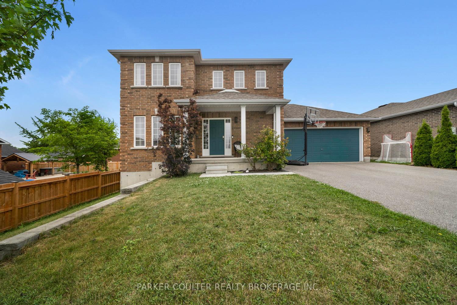 Photo 2 of 52 Nash Avenue, Springwater, Elmvale — HOMEH