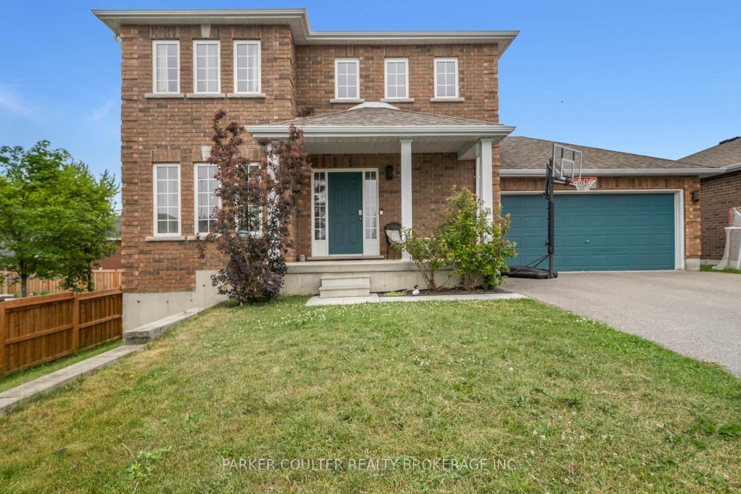 Photo 3 of 52 Nash Avenue, Springwater, Elmvale — HOMEH
